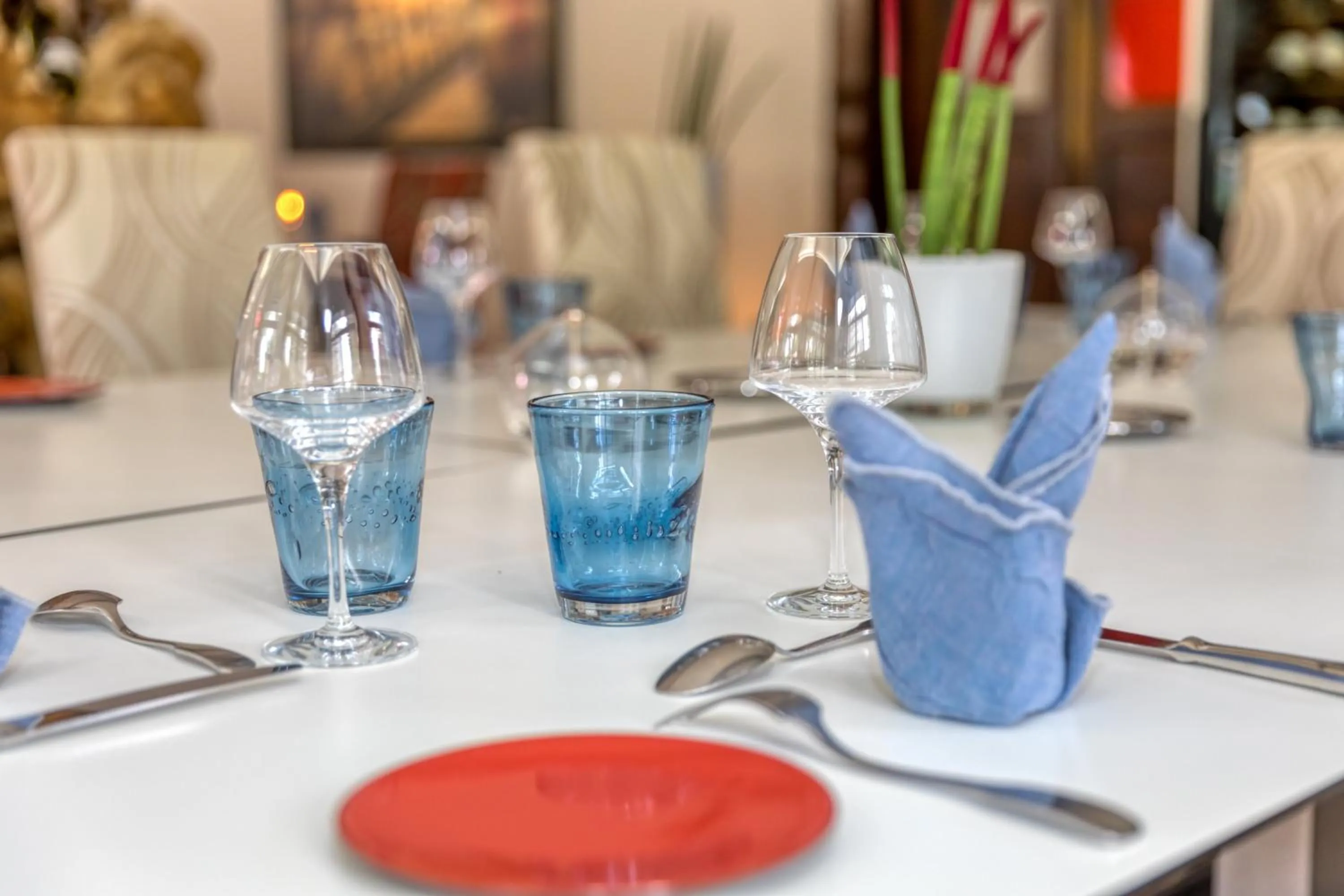 Restaurant/places to eat in La Commanderie de Champarey