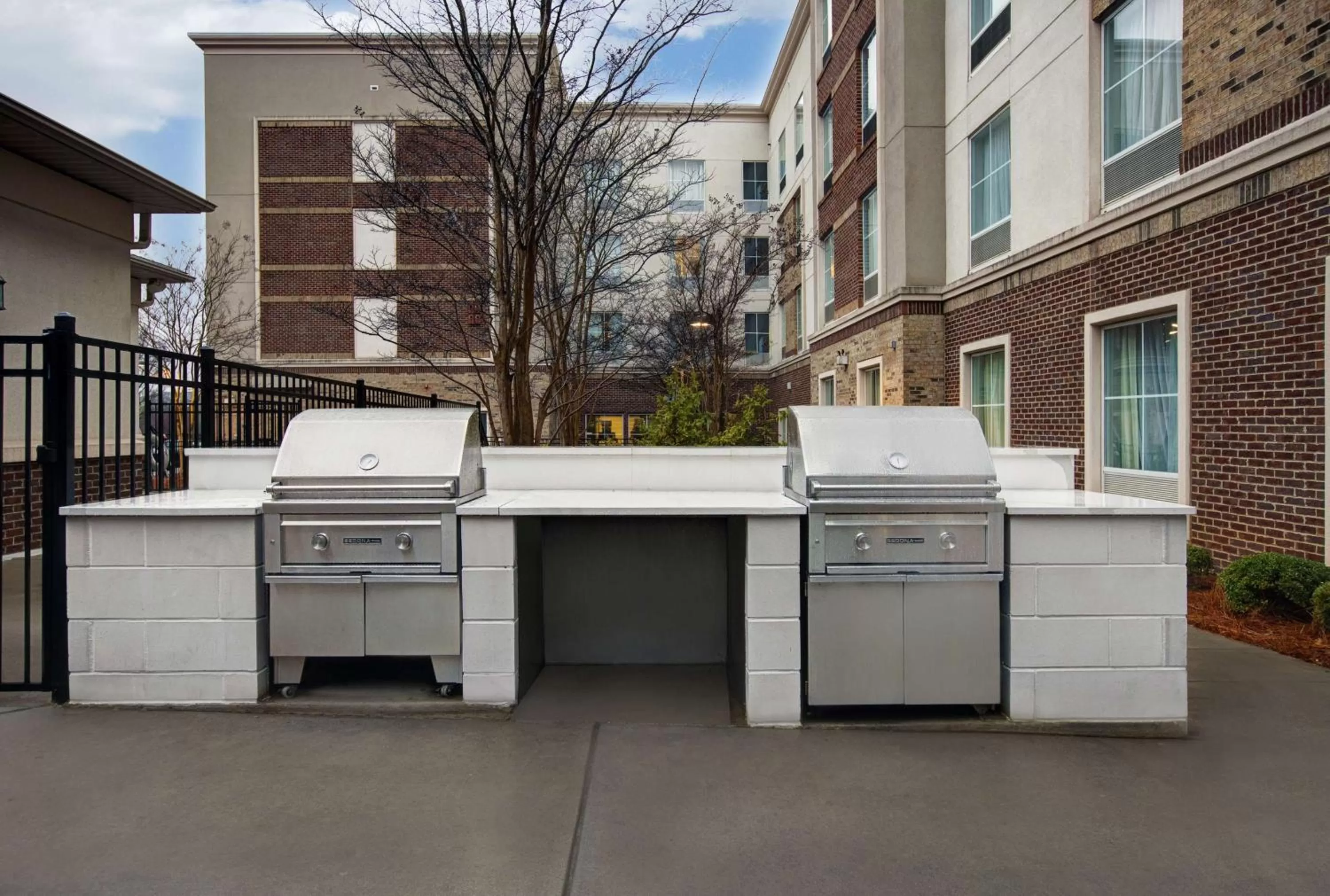 Property building in Homewood Suites Charlotte Ayrsley