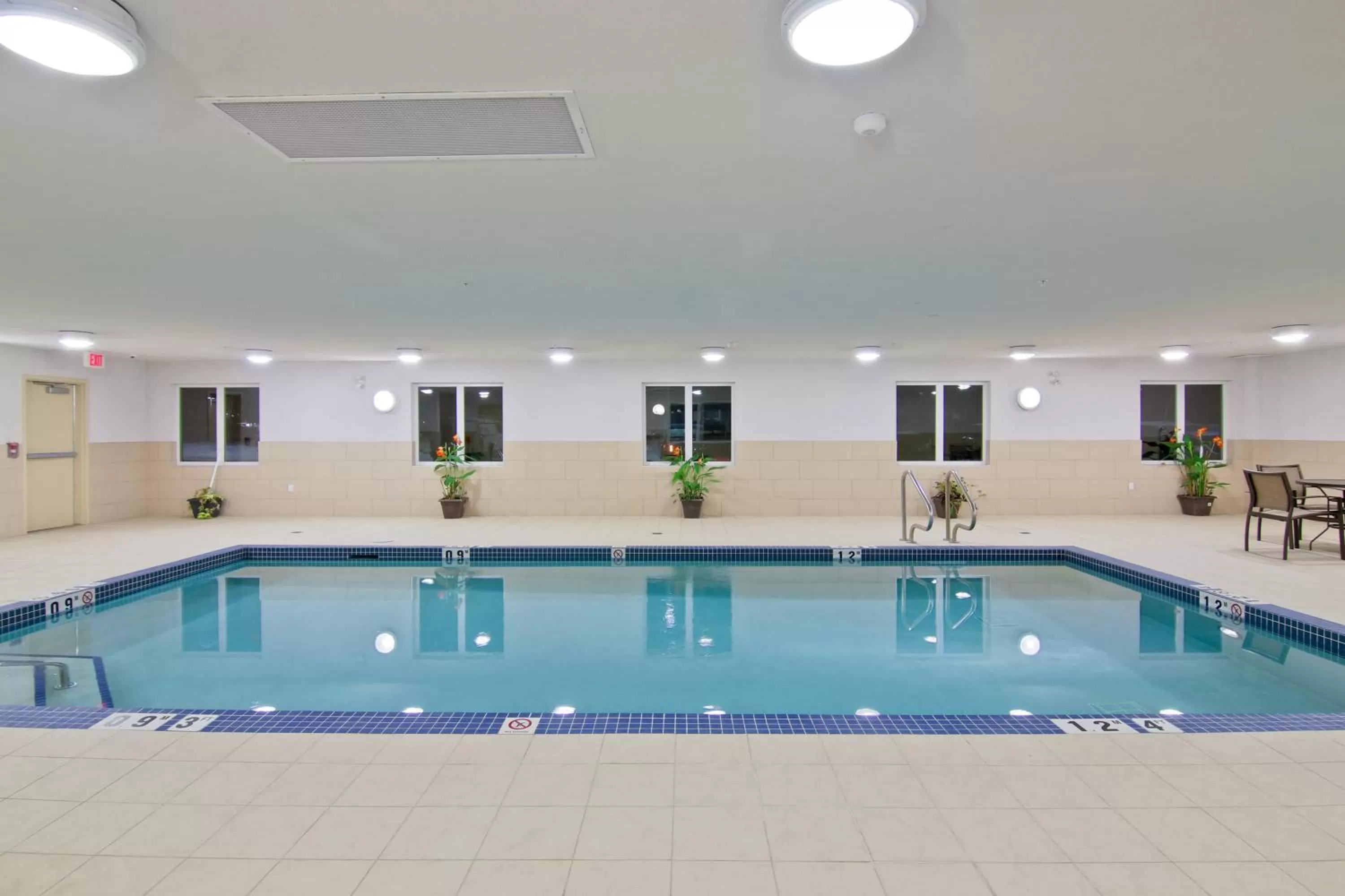 Swimming pool in Wingate by Wyndham Fort Saskatchewan