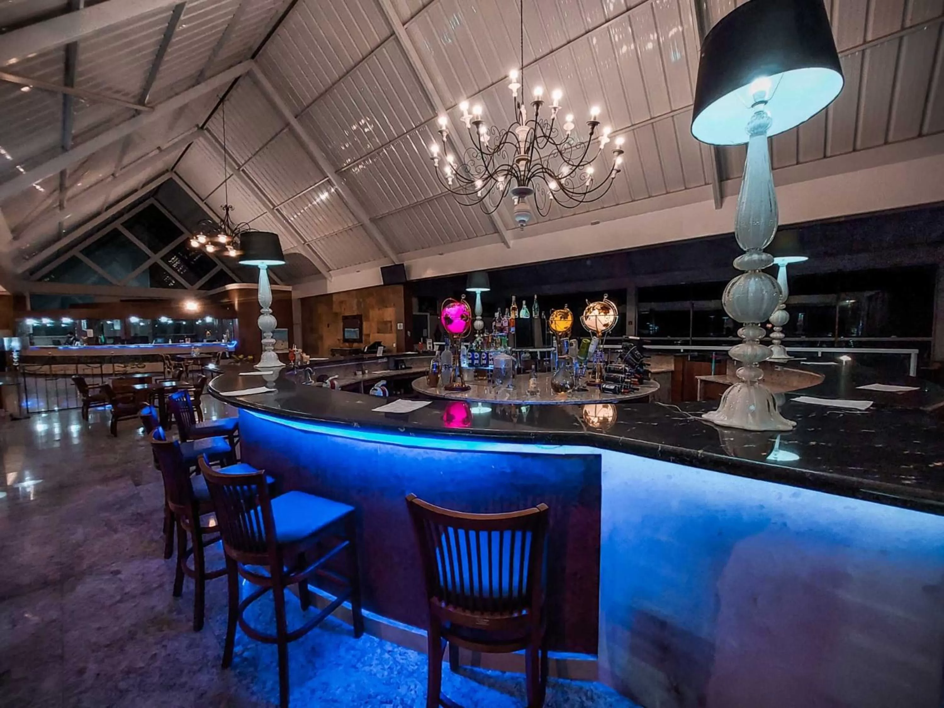 Lounge or bar in Hotel Dan Inn Campos do Jordão