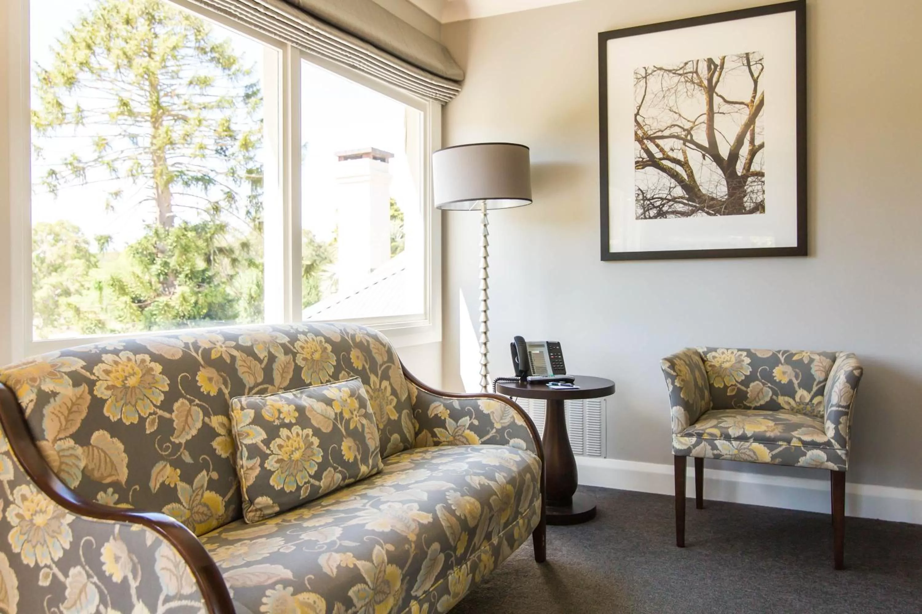 Seating area in Peppers Craigieburn Resort