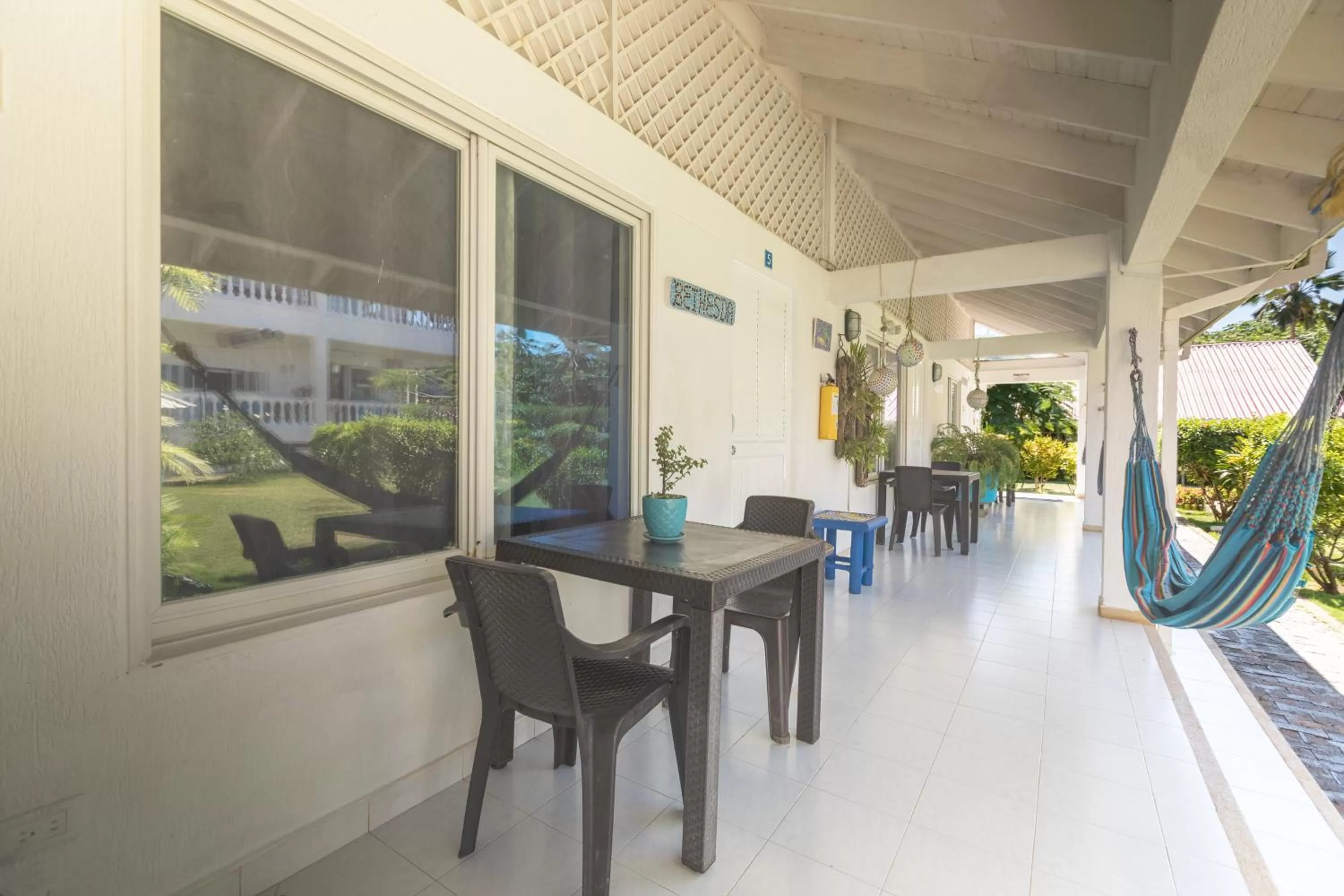 Facade/entrance in Hosteria Mar y Sol