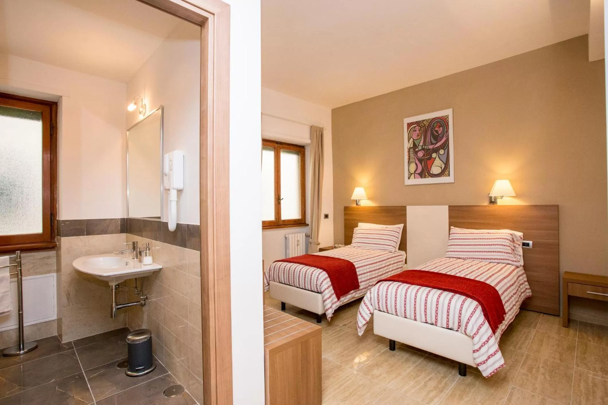 View (from property/room), Bed in Trastevere's Friends