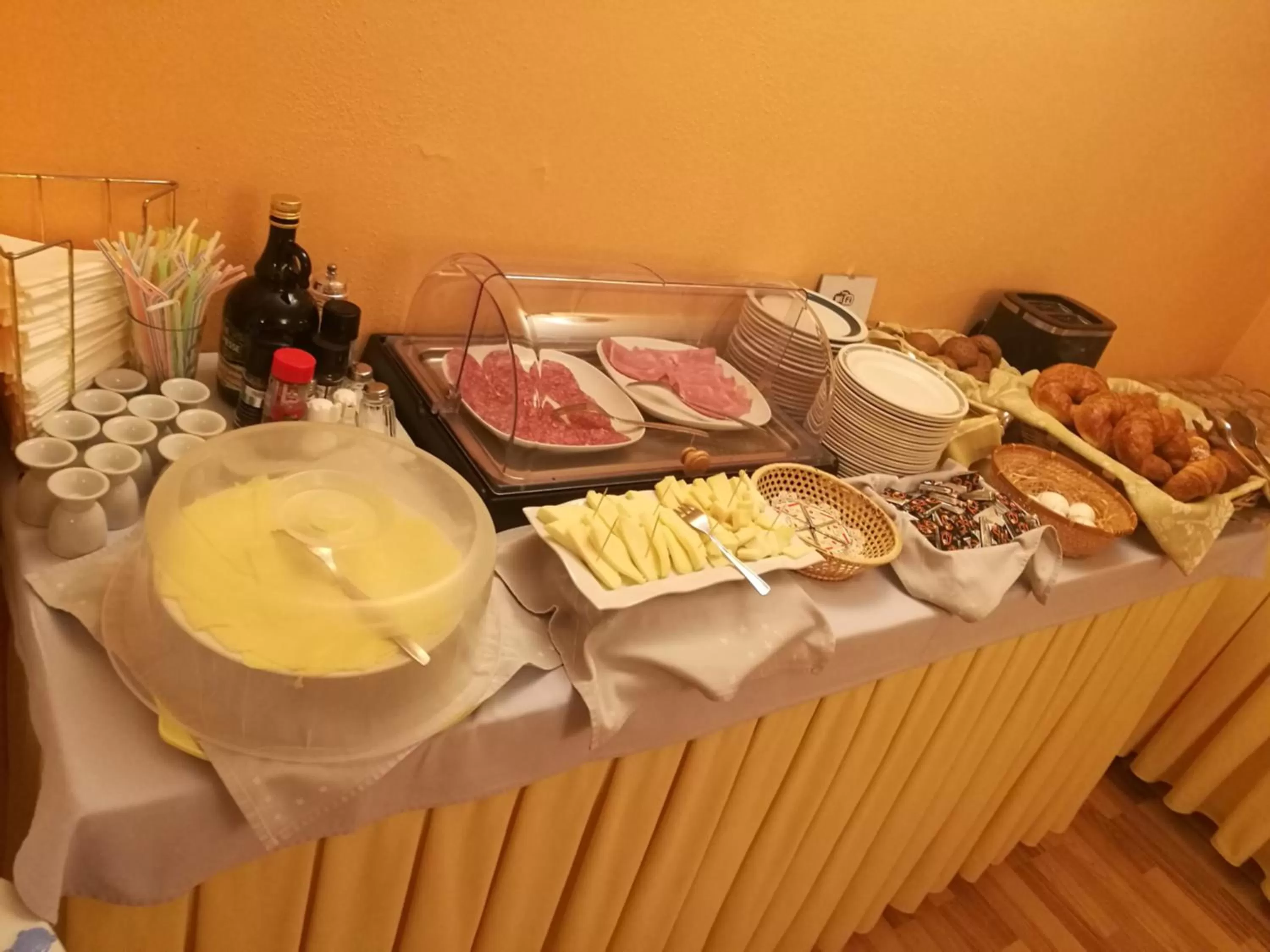 Food in Swiss Lodge Nassa Garni