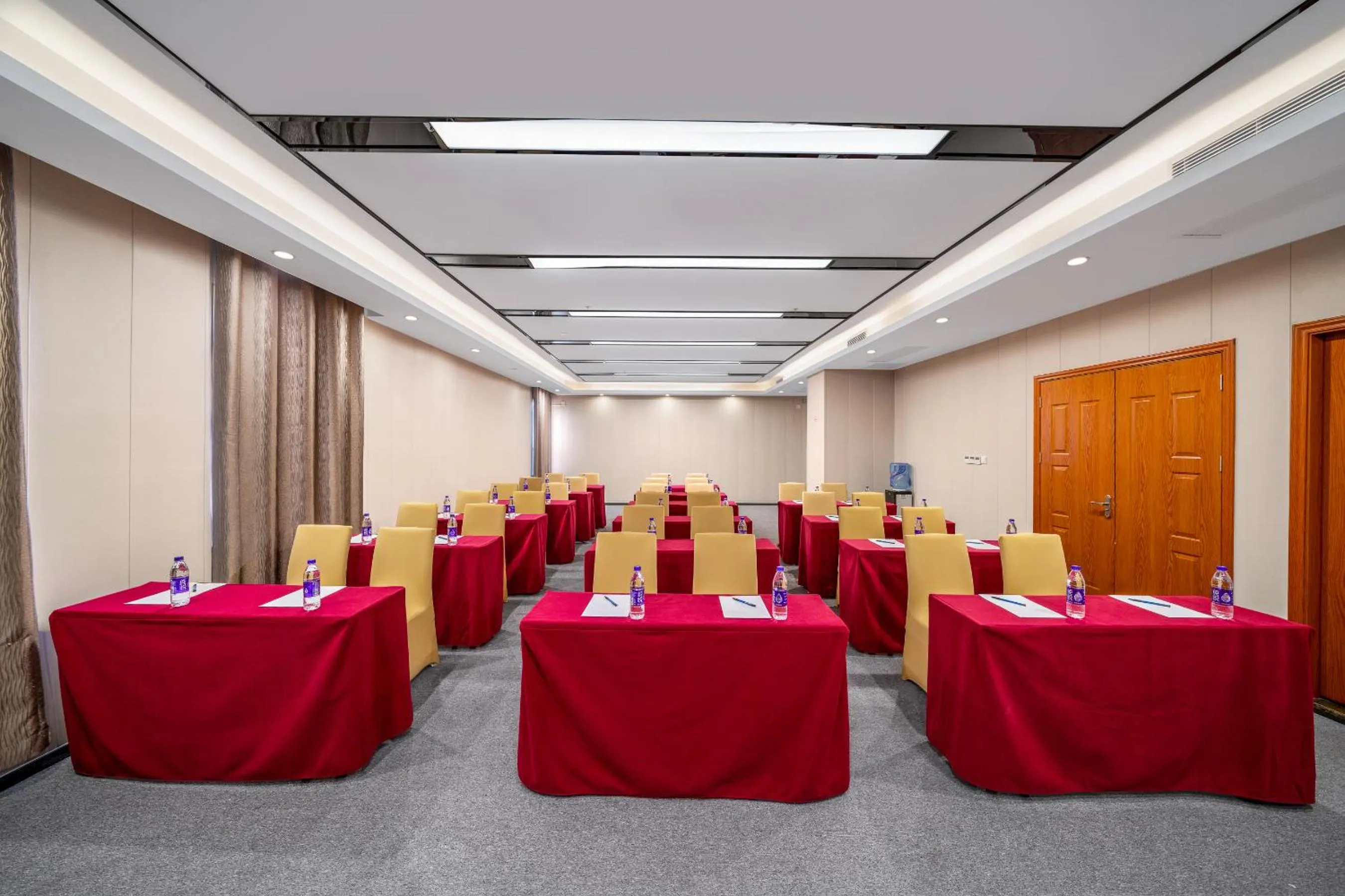 Meeting/conference room in Guangzhou Shi Liu Hotel