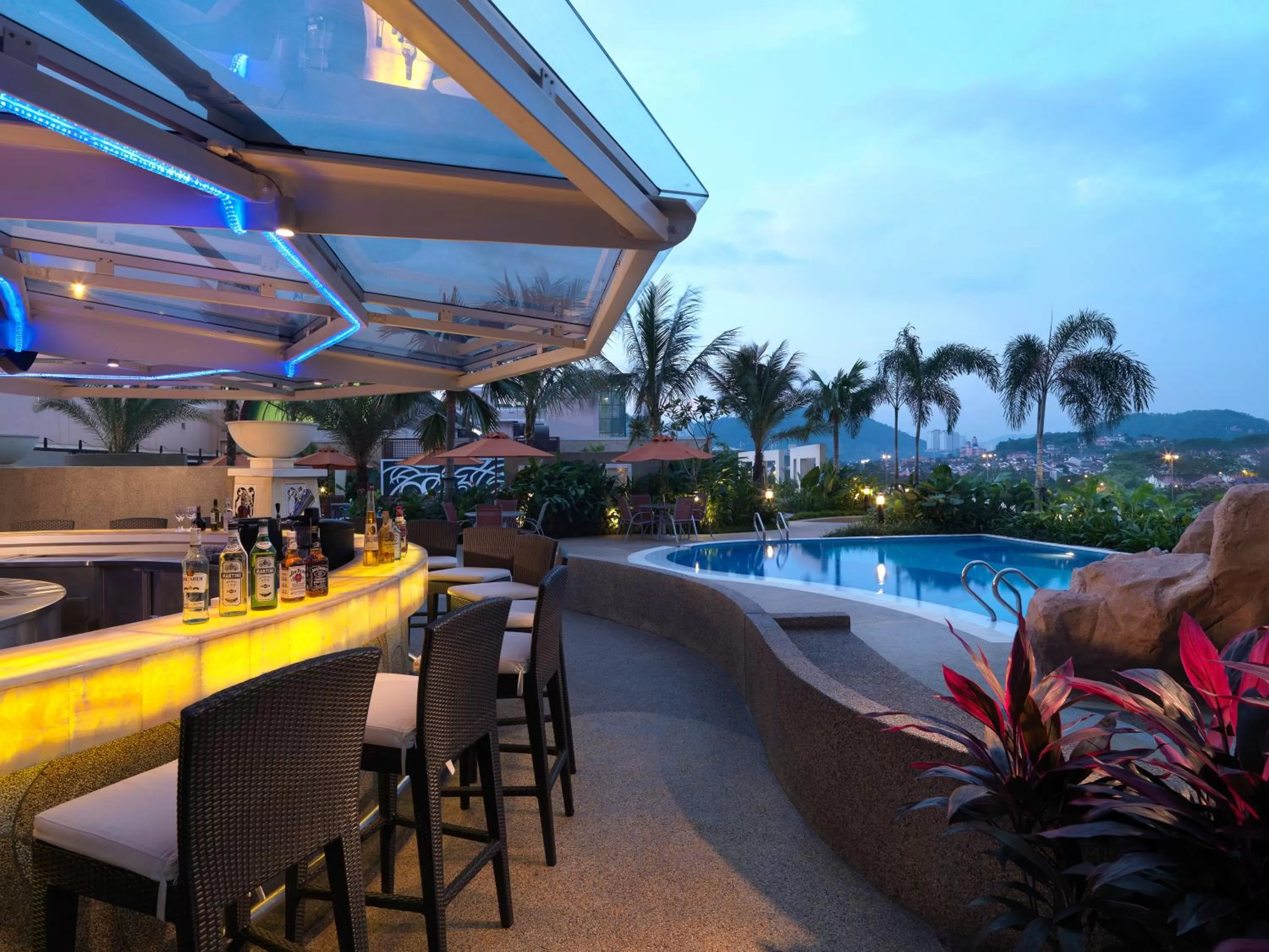 Area and facilities in One World Hotel