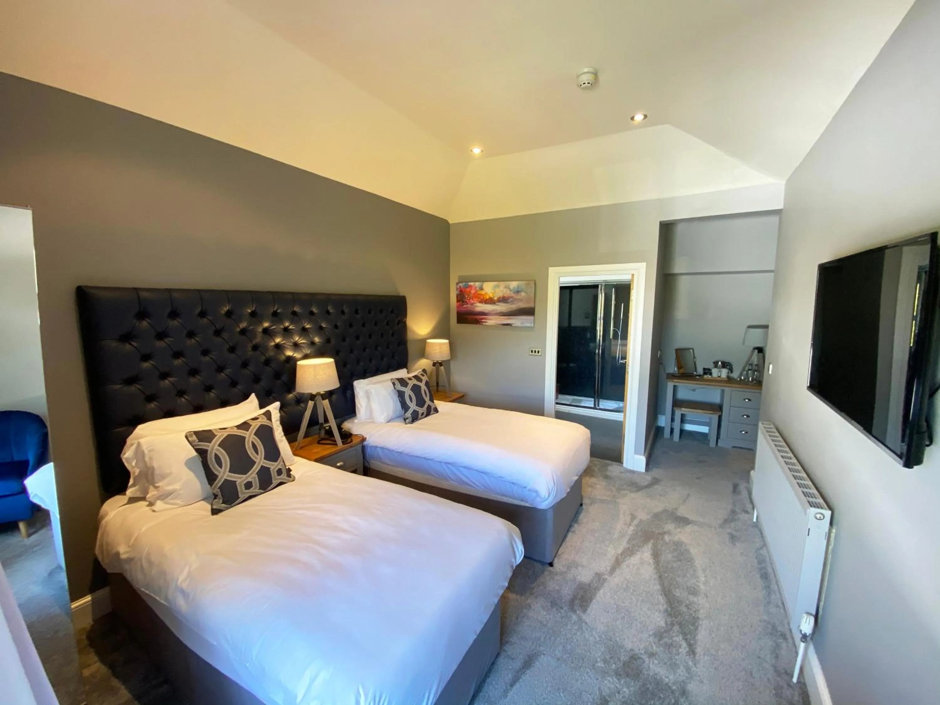 Bedroom, Bed in Aberdunant Hall