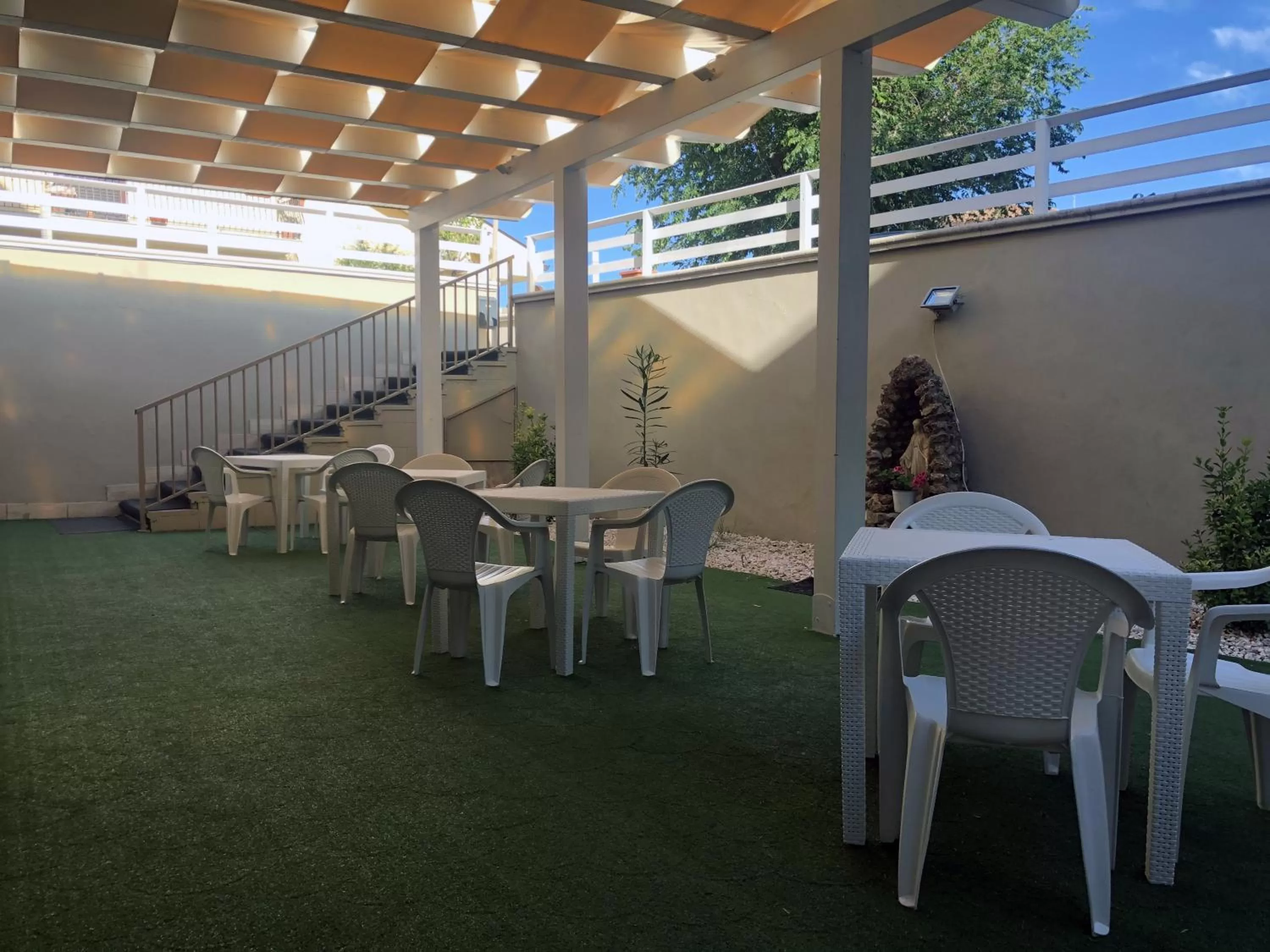 Patio in Hotel Immagine