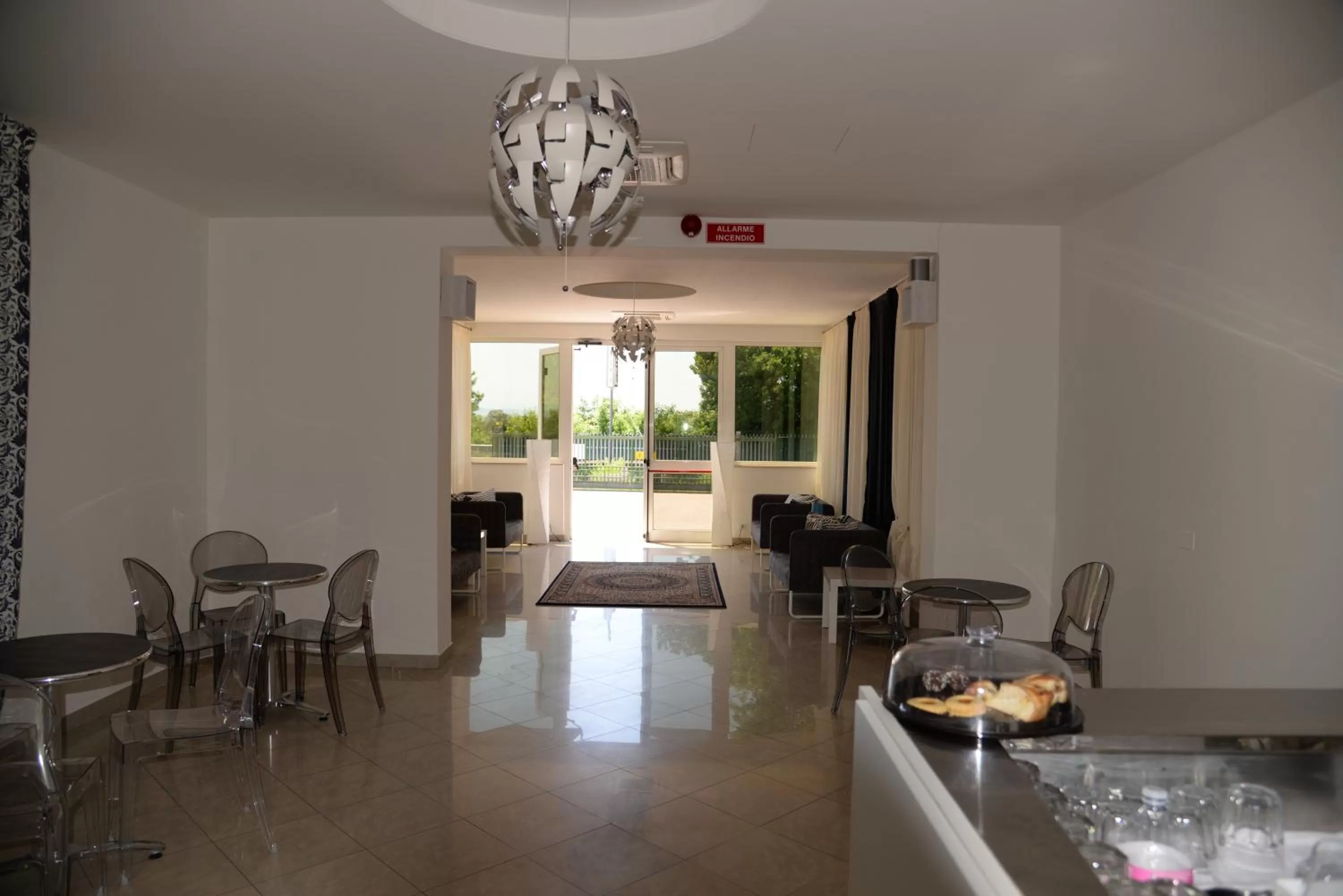 Lobby or reception in Infinity