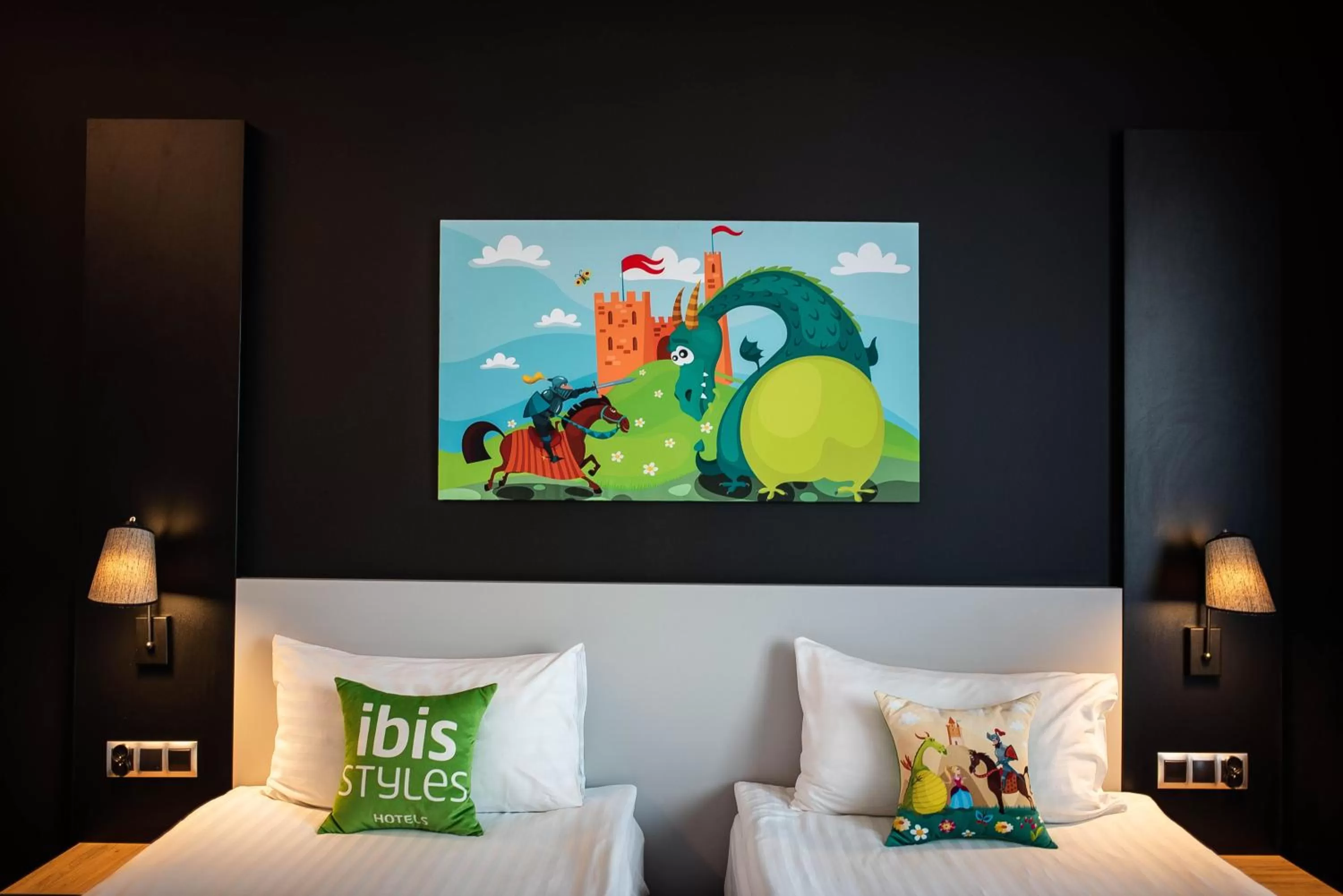 Bed in ibis styles Grudziadz