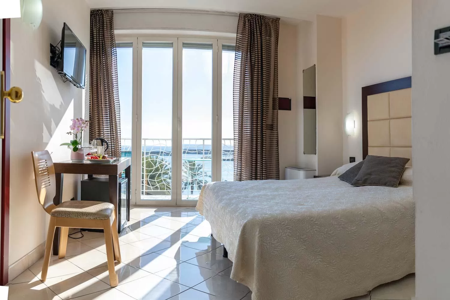 Bed in Hotel Marinella