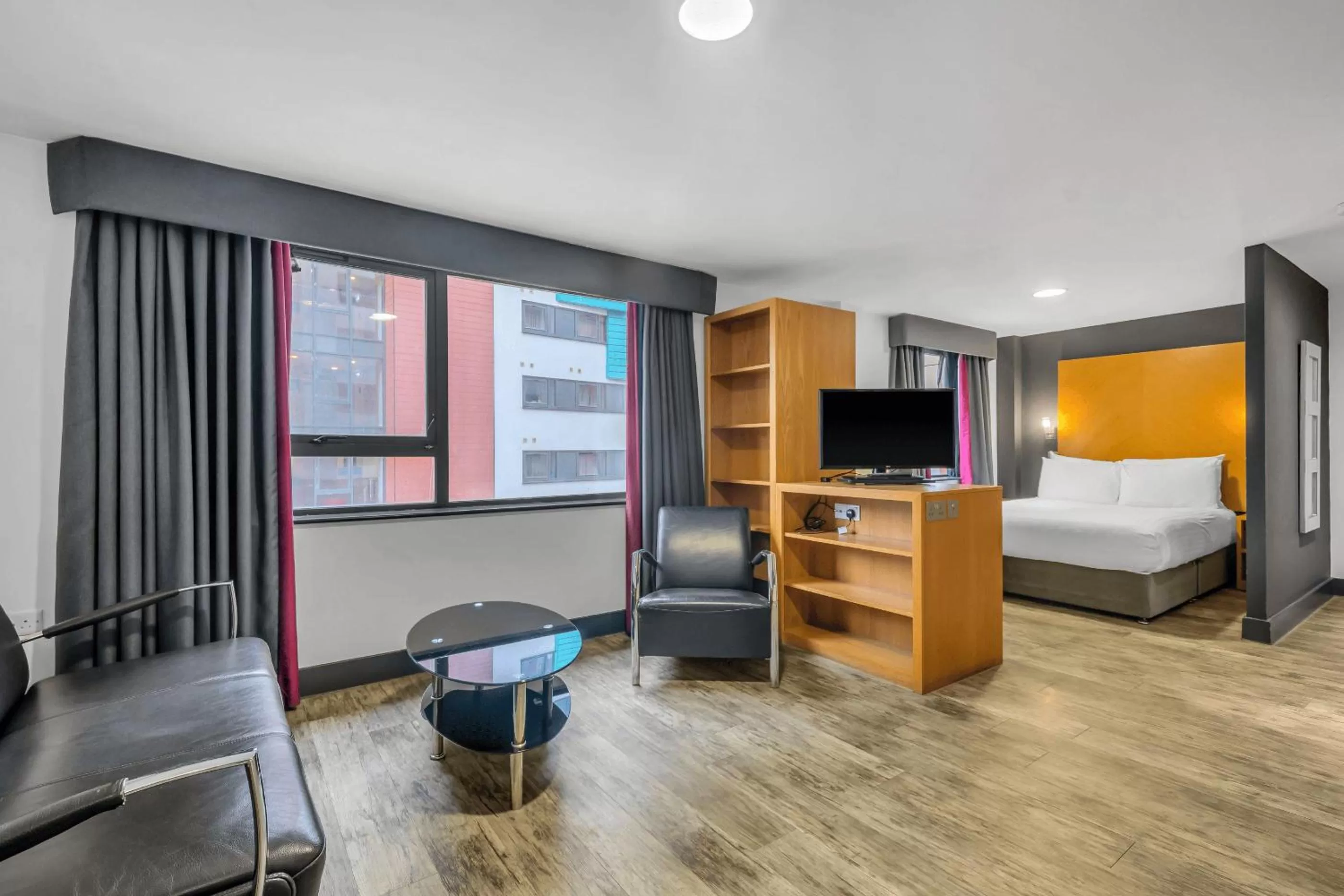 Living room in Roomzzz Leeds City West