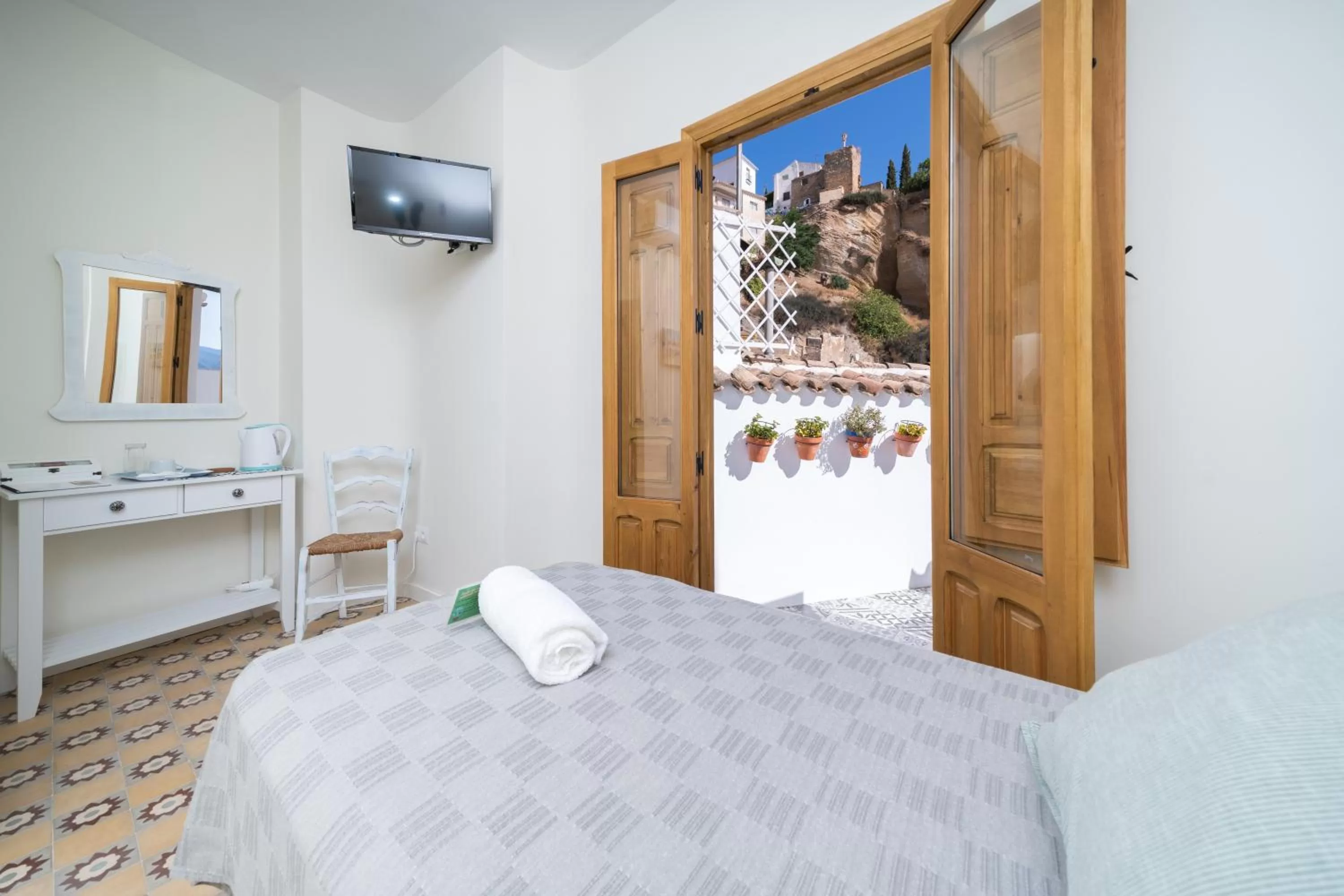 Photo of the whole room, Bed in Villa Moana