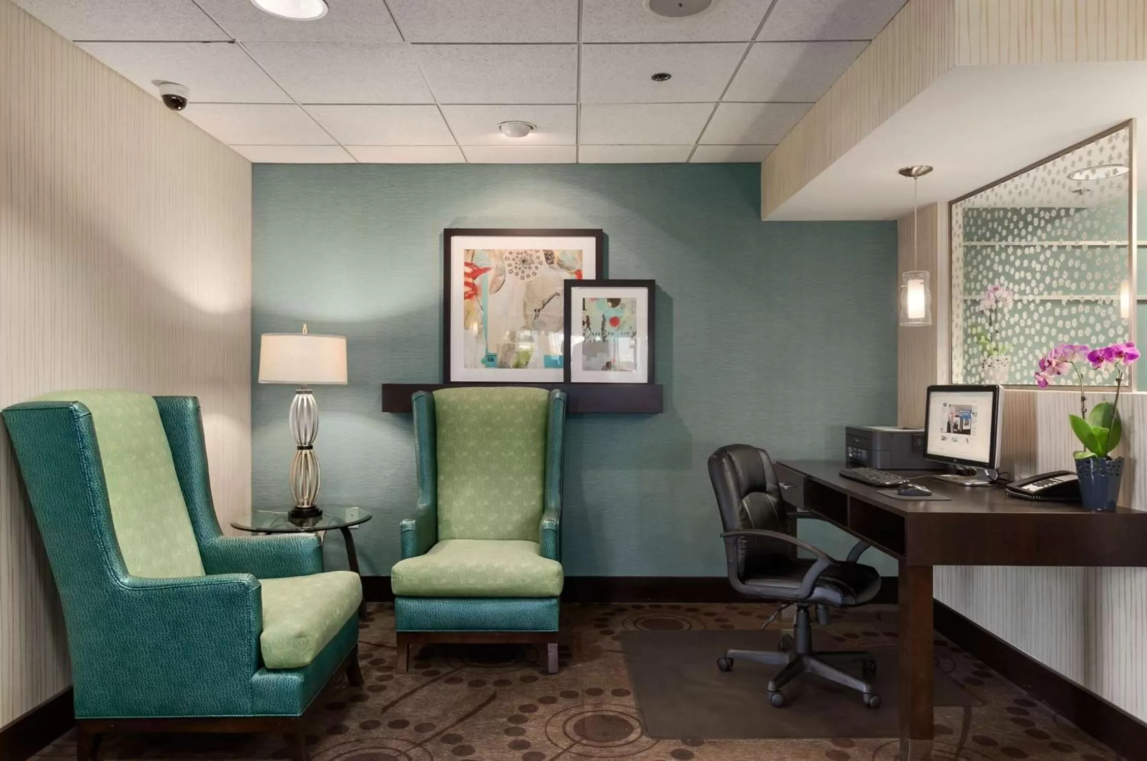 Business facilities in Hampton Inn Houston Northwest
