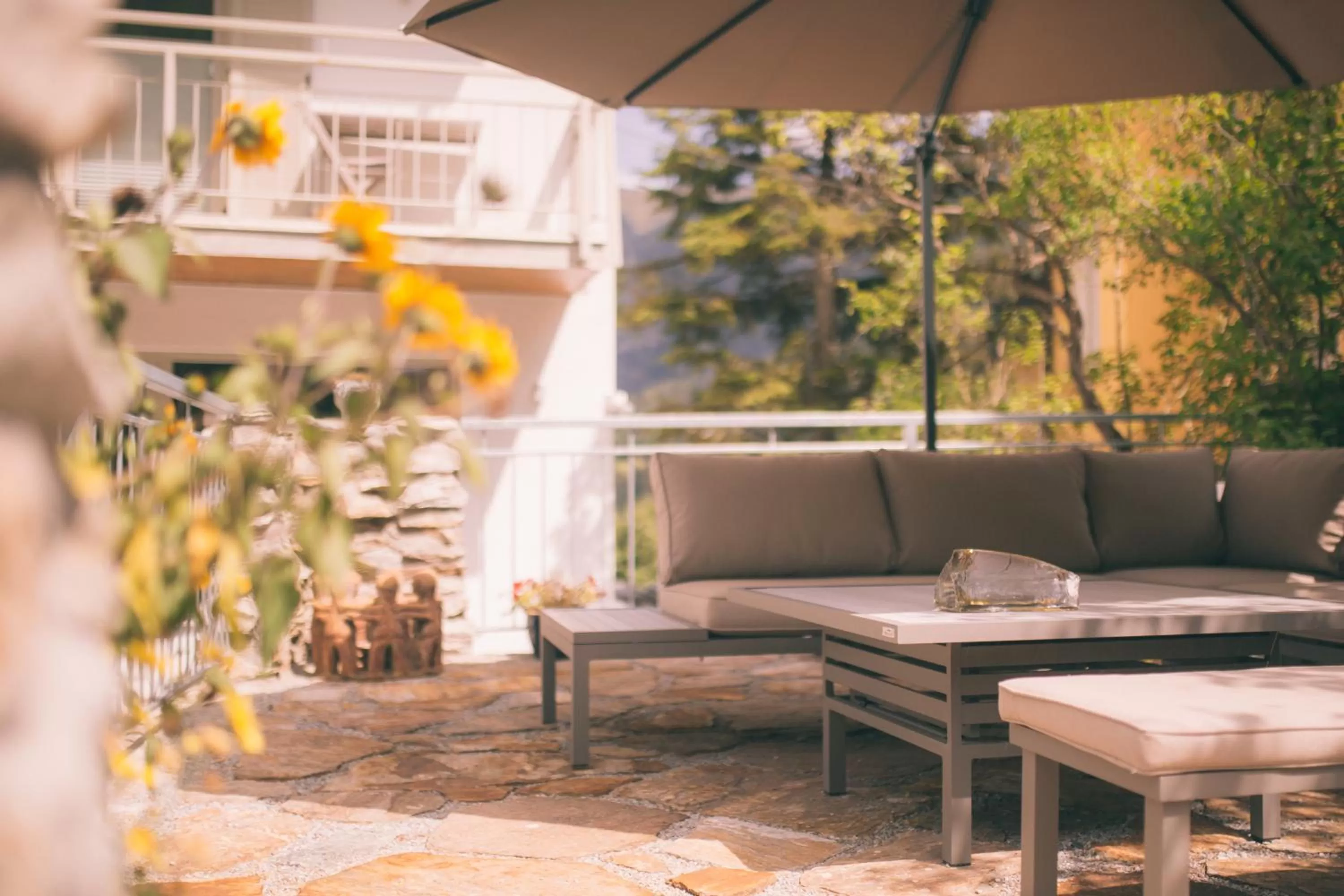 Garden in Nefer, Haus