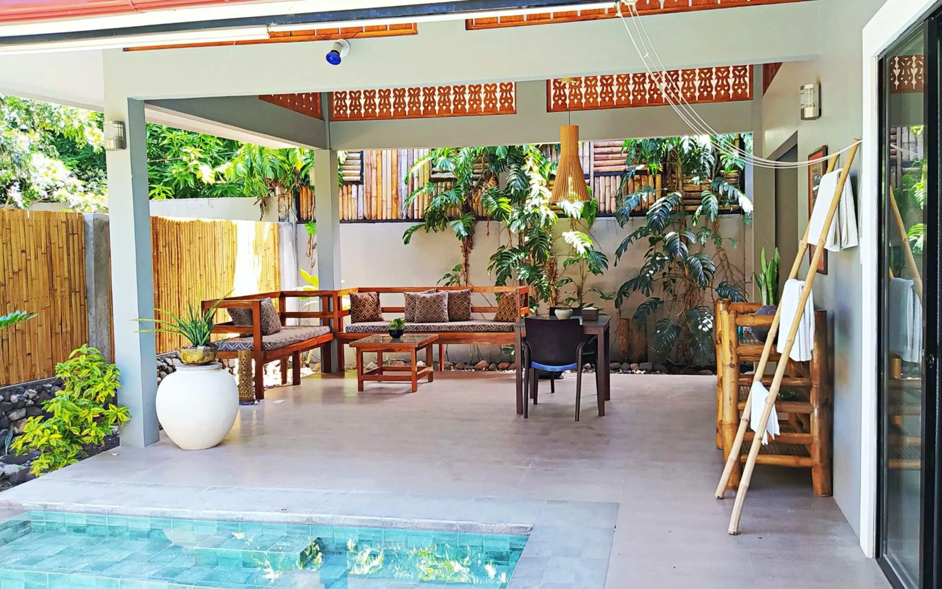 Seating area in Balai sa Baibai