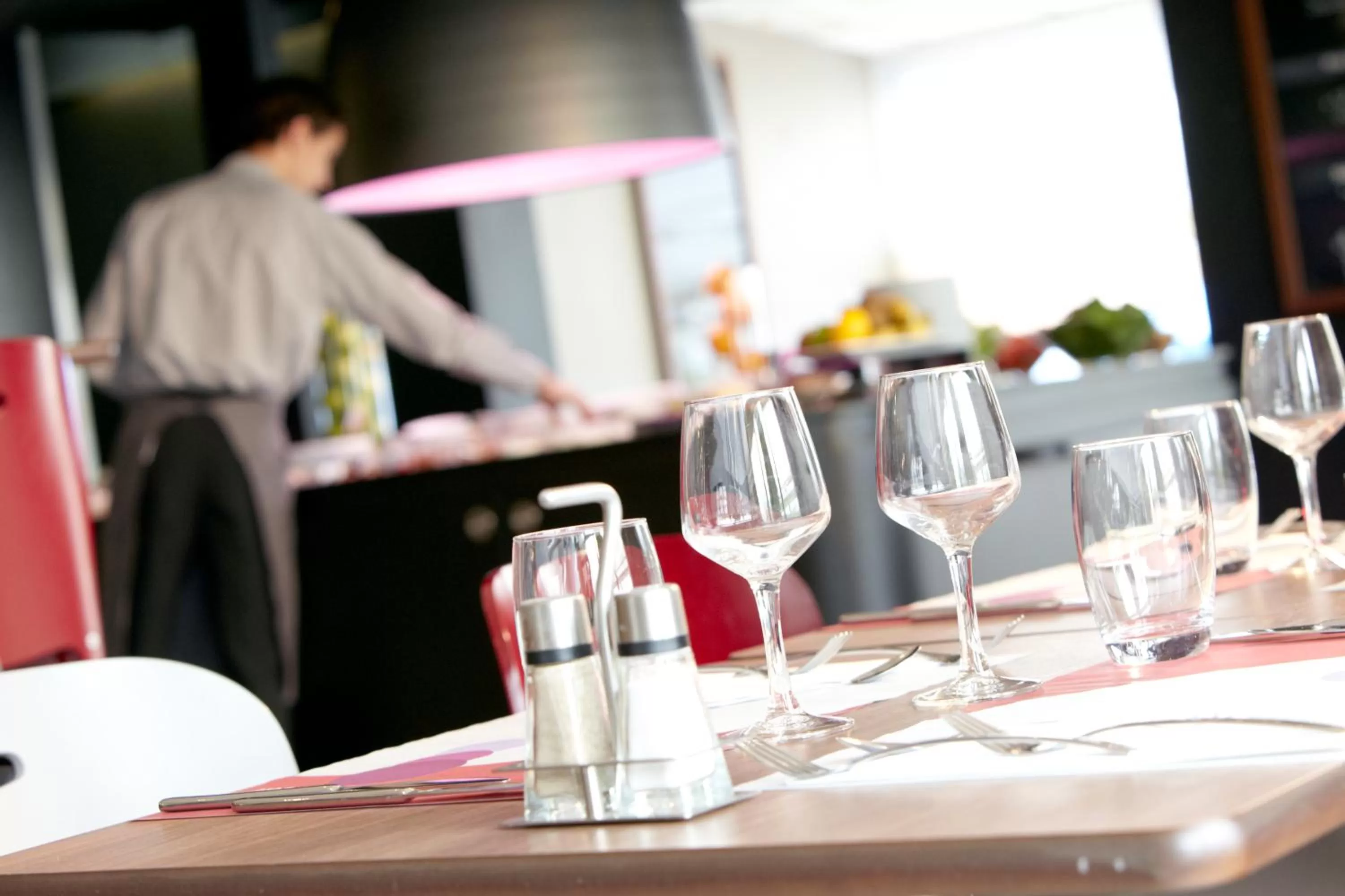 Restaurant/places to eat in Campanile Lille Sud - CHR