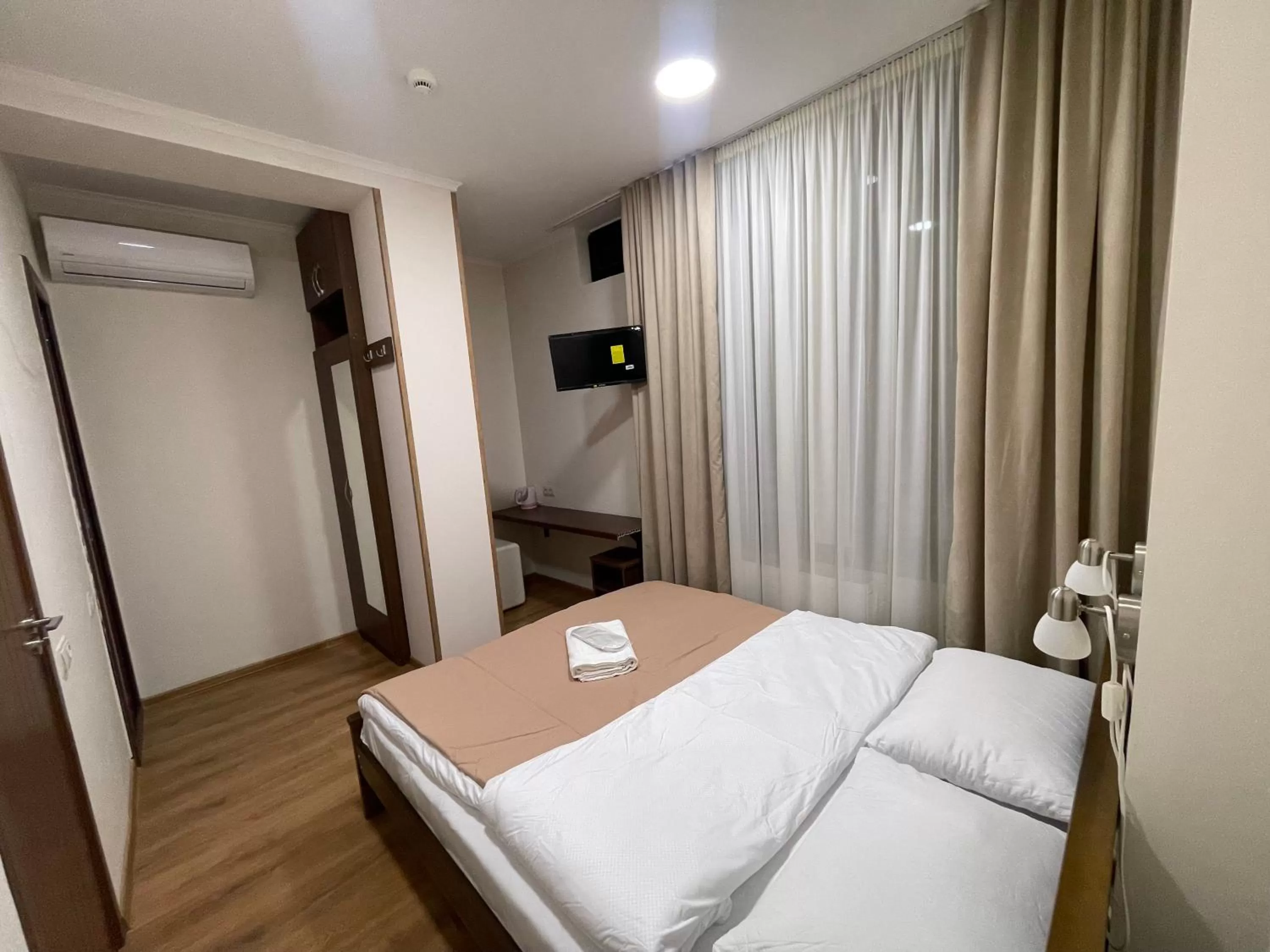 Standard Double Room in ART family hotel