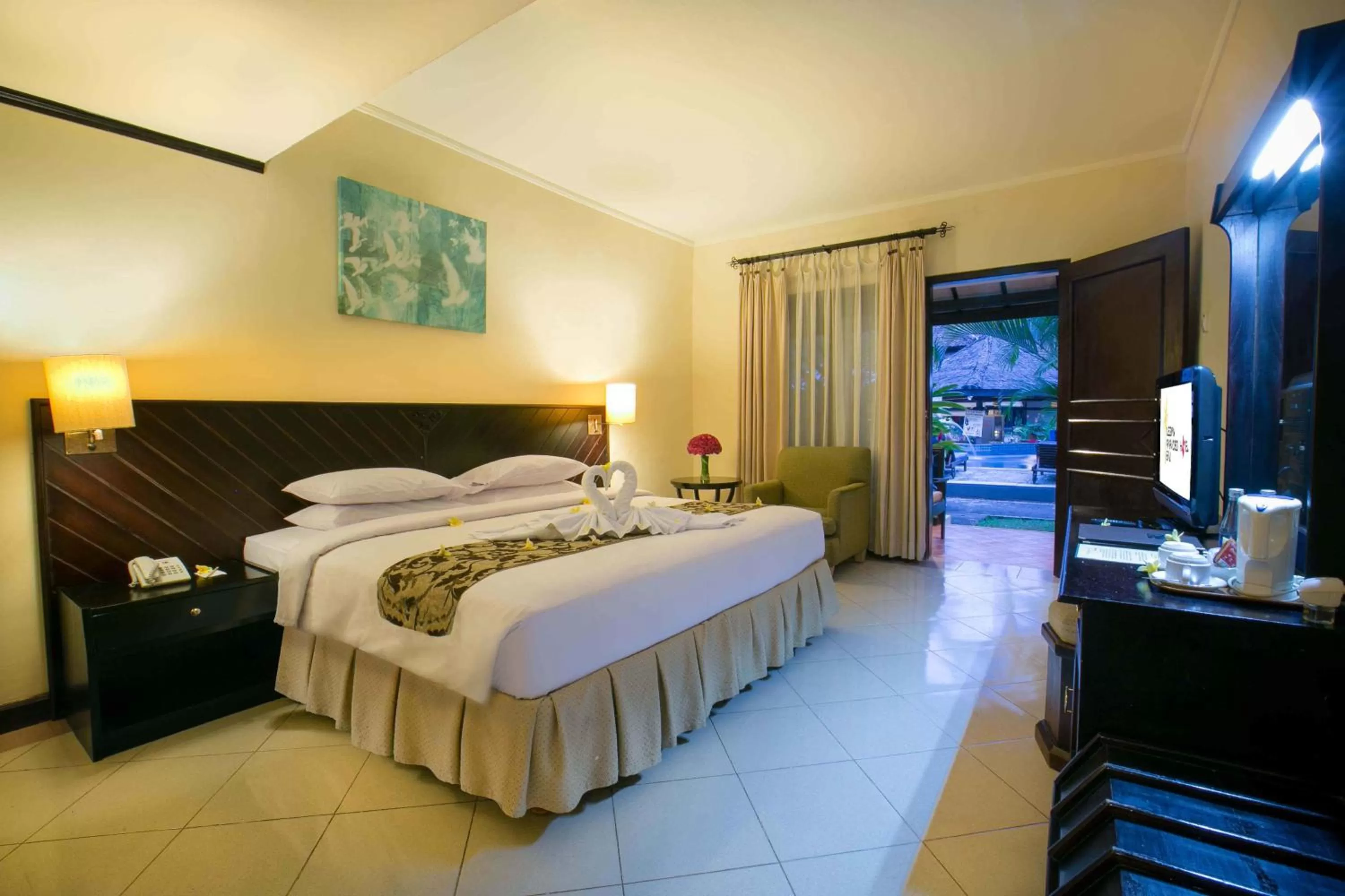 Super Deluxe Double/Twin Room with Pool View at Ground Floor in Legian Paradiso Hotel