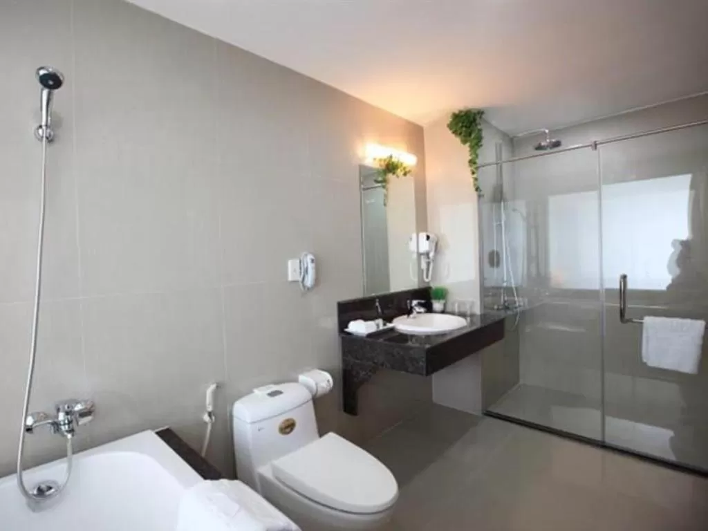 Bathroom in River Hotel