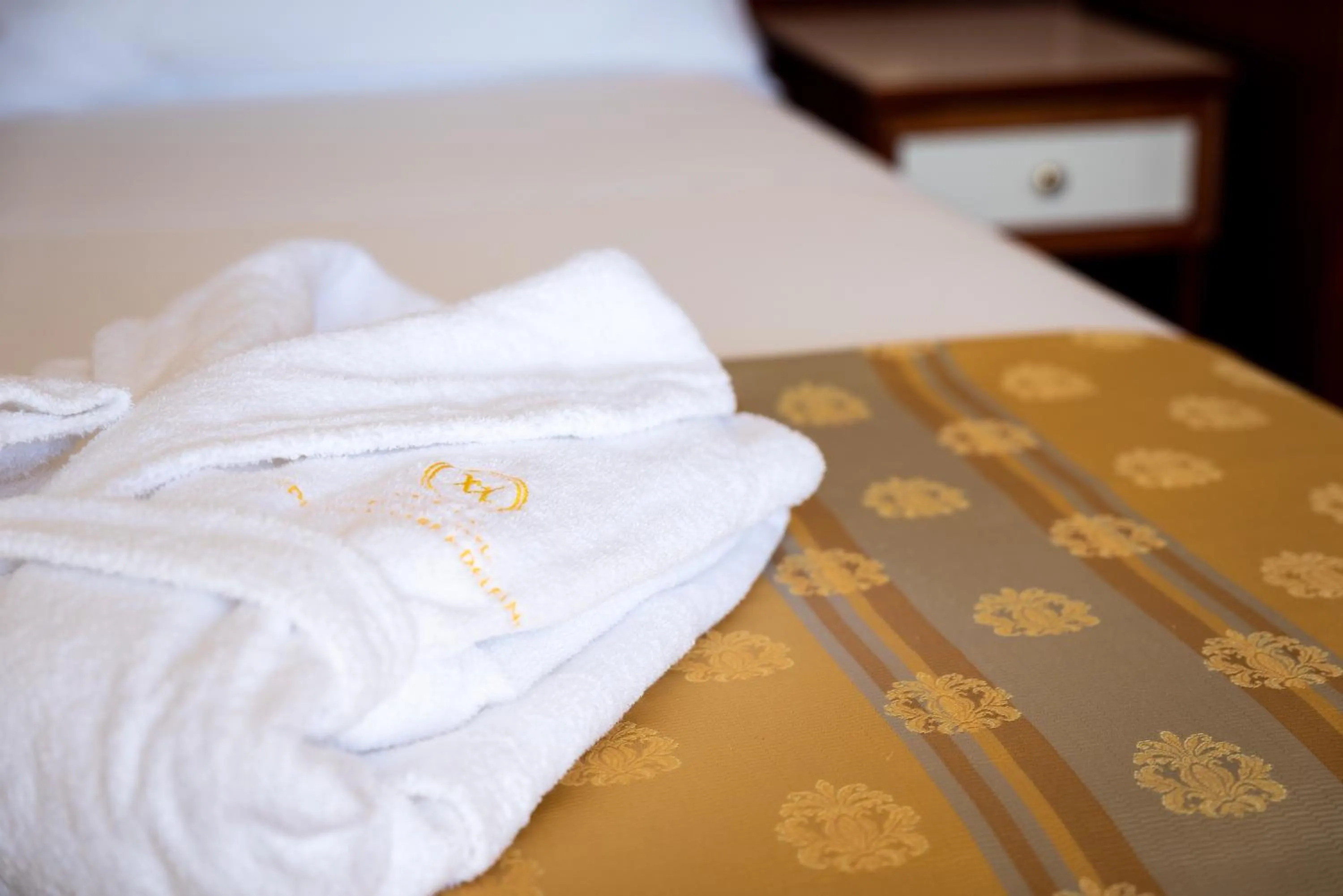 Bed in Hotels Vidi Miramare & Delfino