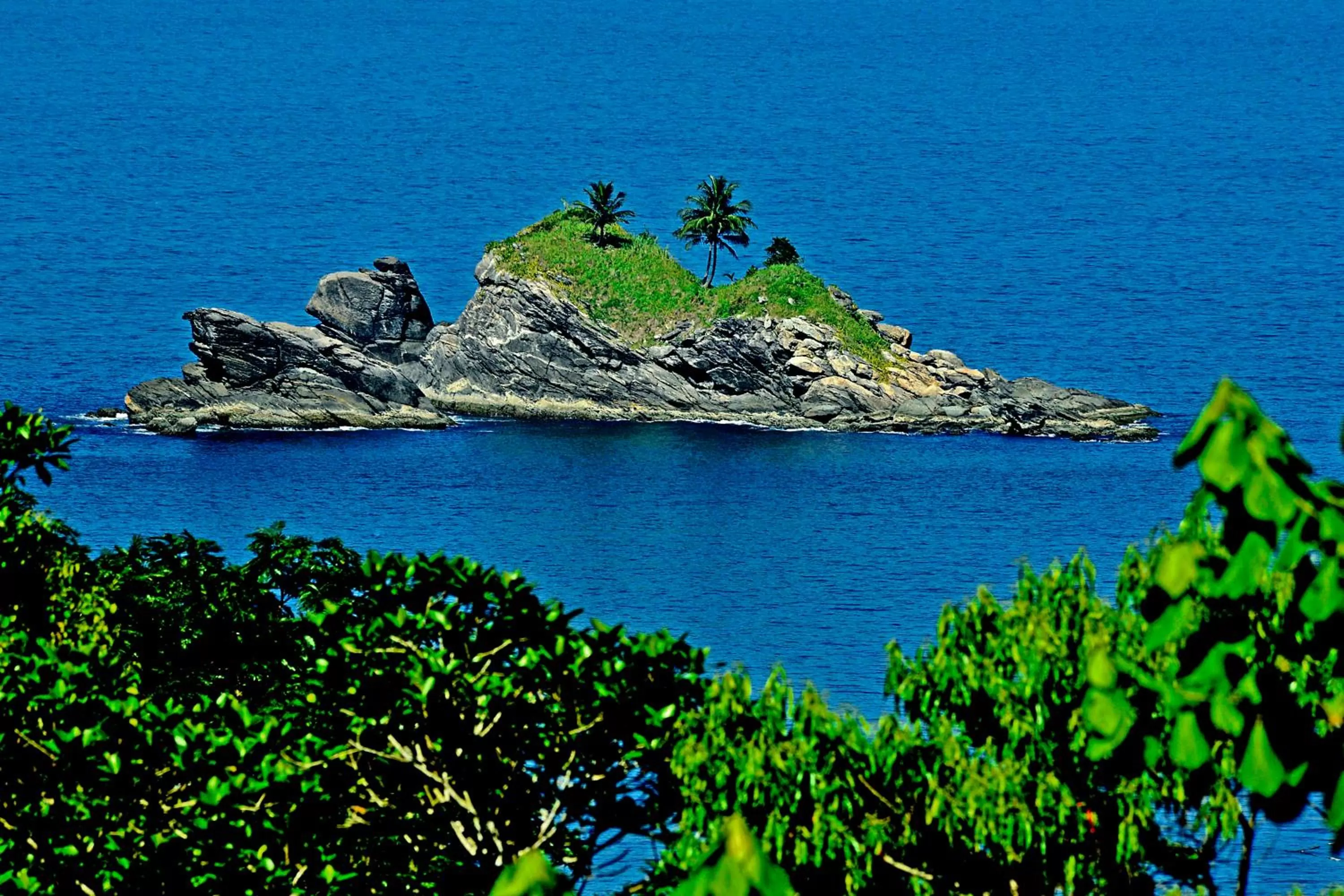 Pousada e SPA Shiva São Sebastião 200mts da praia