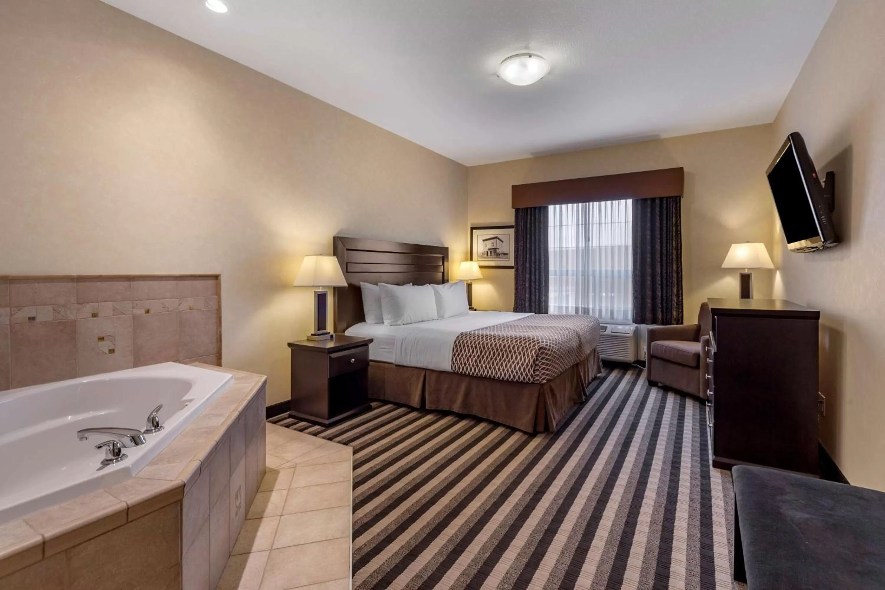 Bedroom, Bed in Best Western Plus Meridian