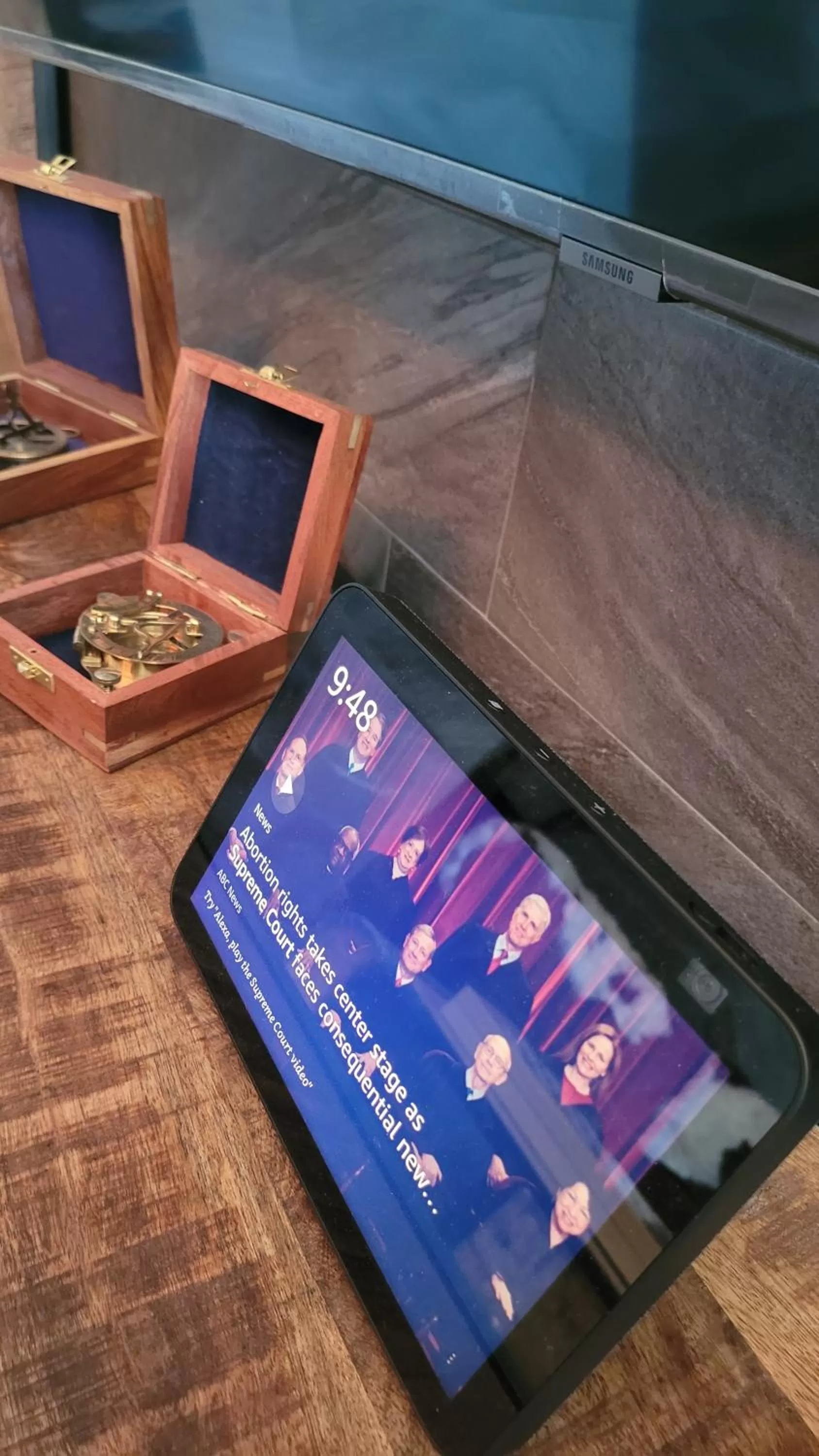 TV and multimedia, TV/Entertainment Center in Terrace Suites Iasi