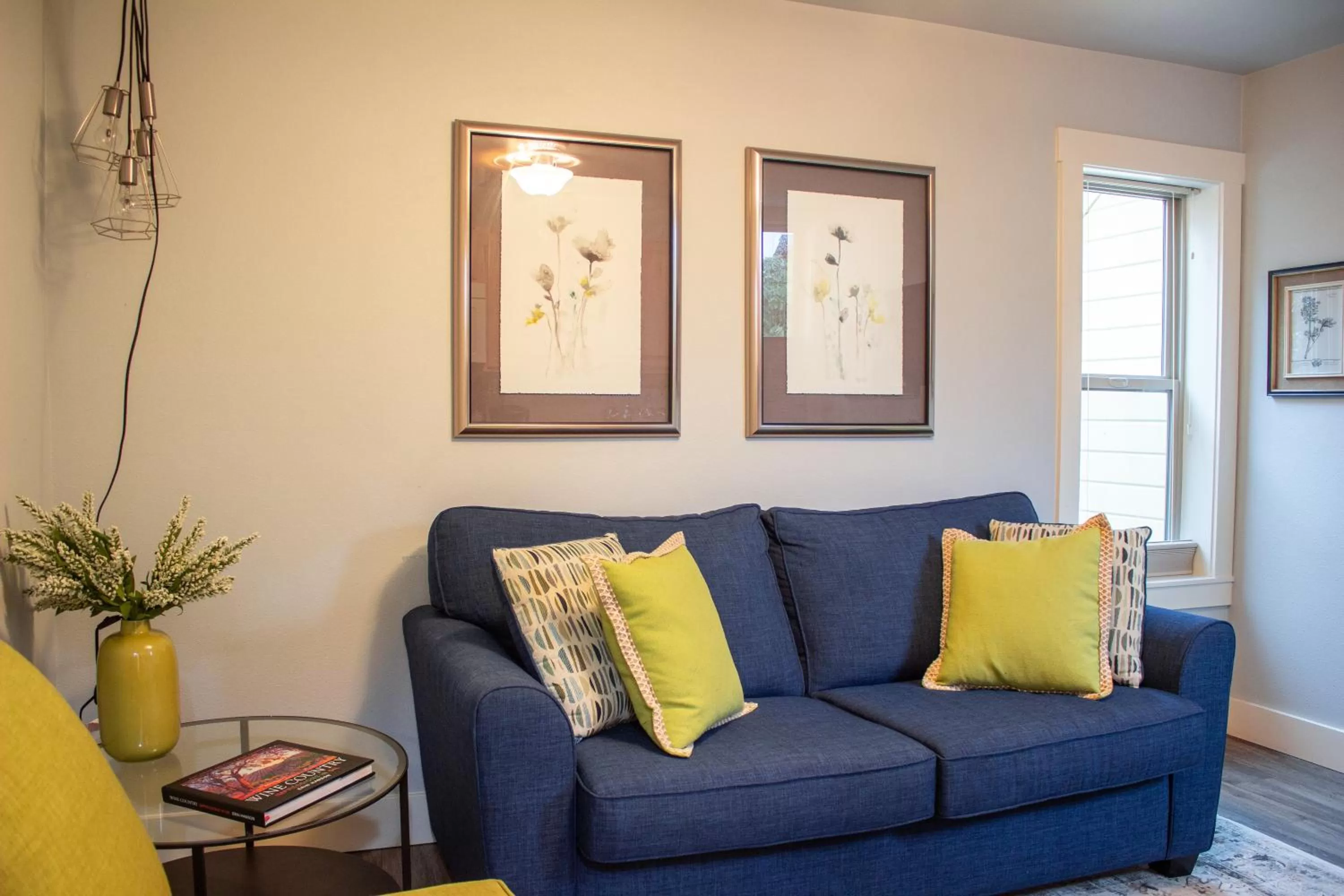 Living room in Douglas On Third