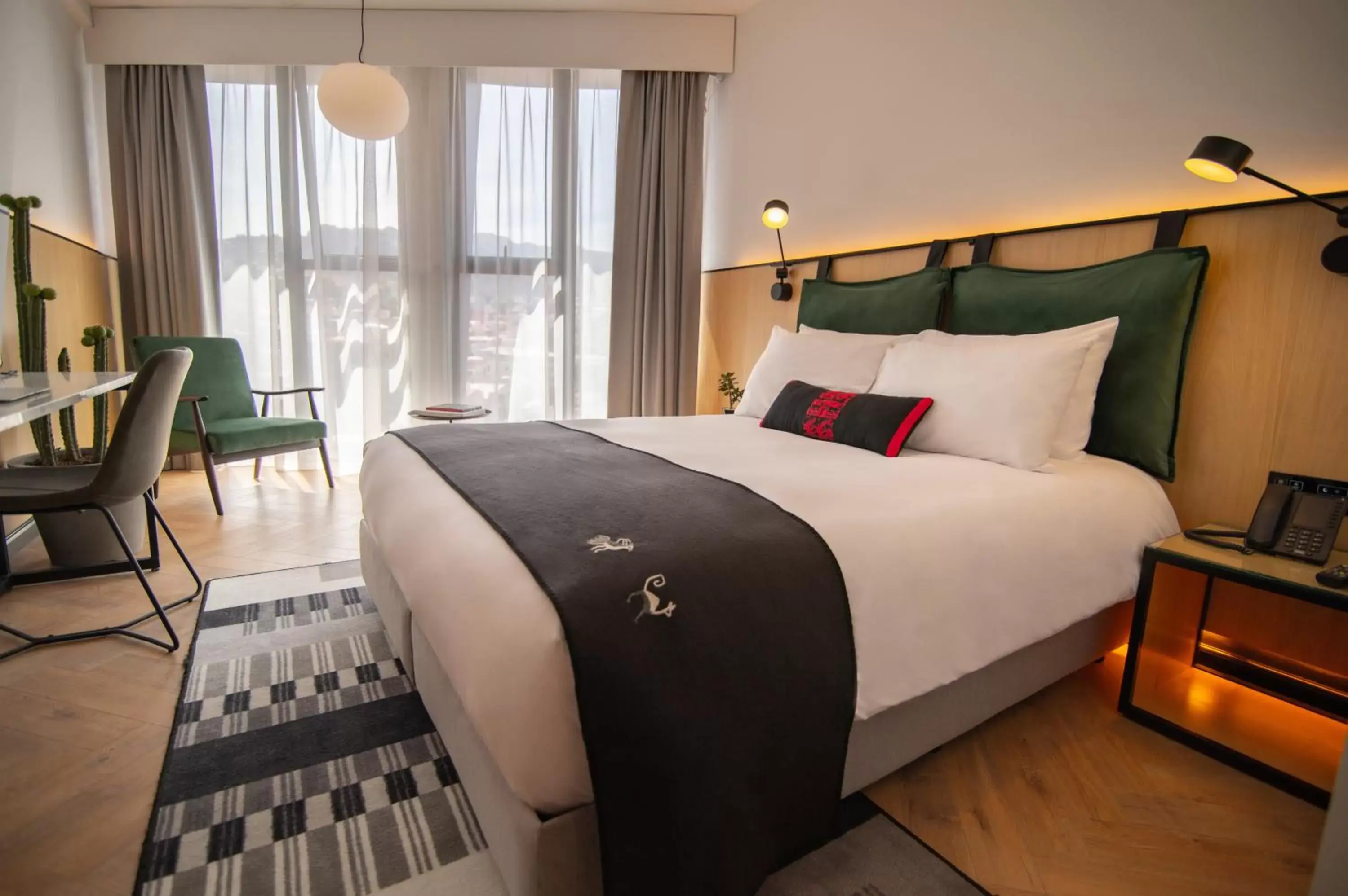 Superior Double Room in Met Hotel Superior Double Room in Met Hotel