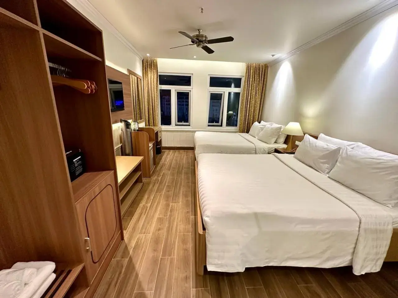 Twin Room with City View in Tulip Hotel 2 Twin Room with City View in Tulip Hotel 2