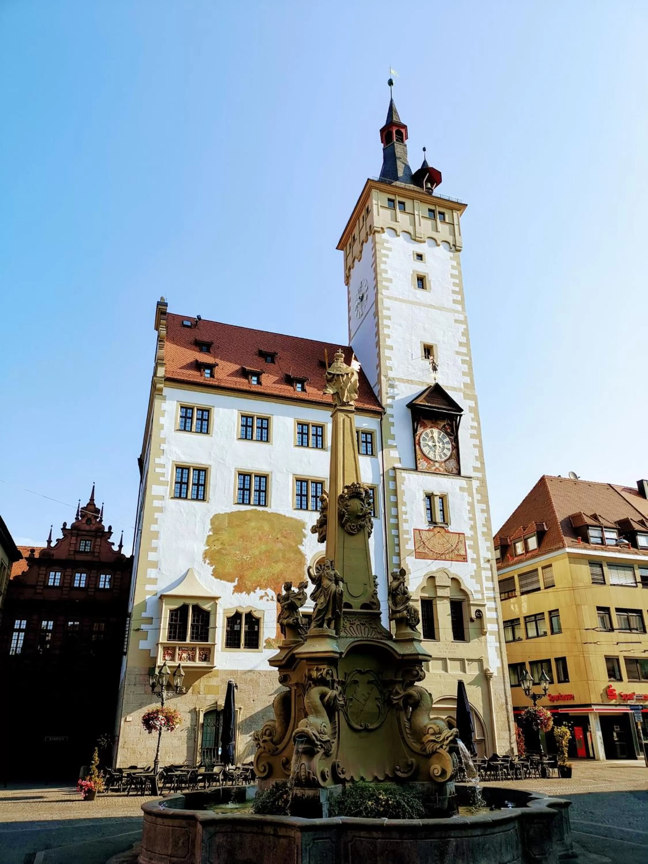 Staff, Property Building in Zum Winzermännle