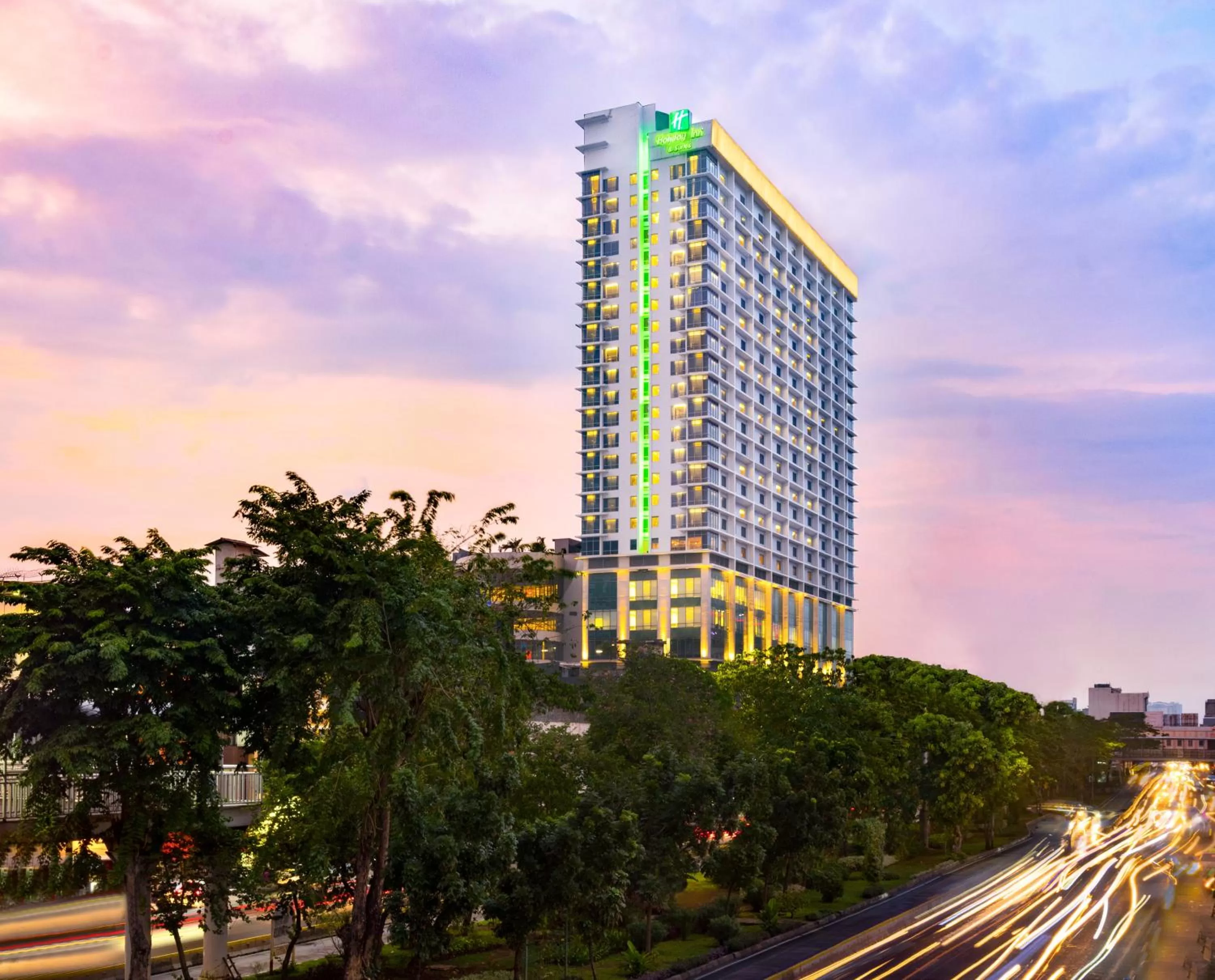 Property building in Holiday Inn & Suites Jakarta Gajah Mada by IHG