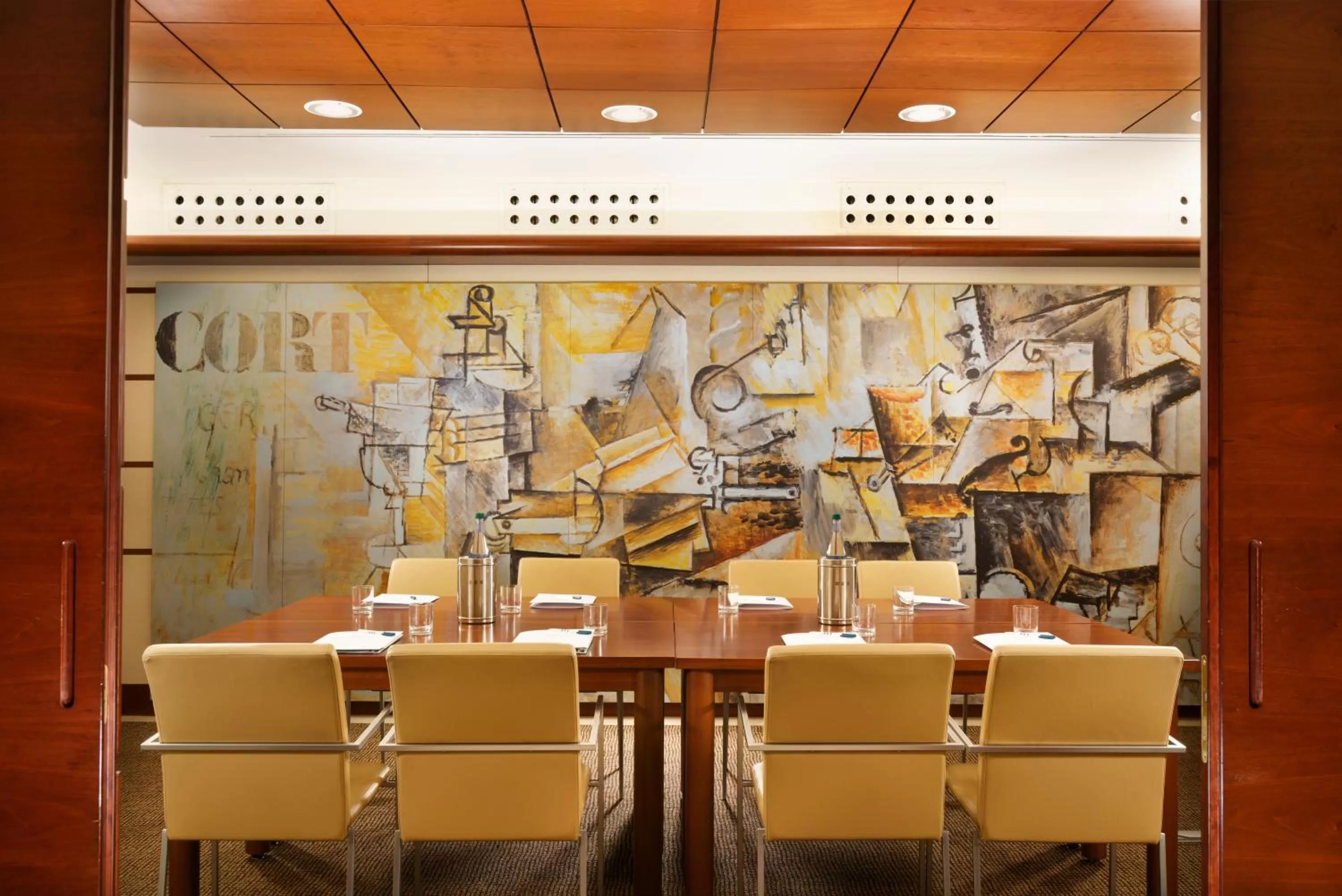 Business facilities in UNA Hotels Cusani Milano