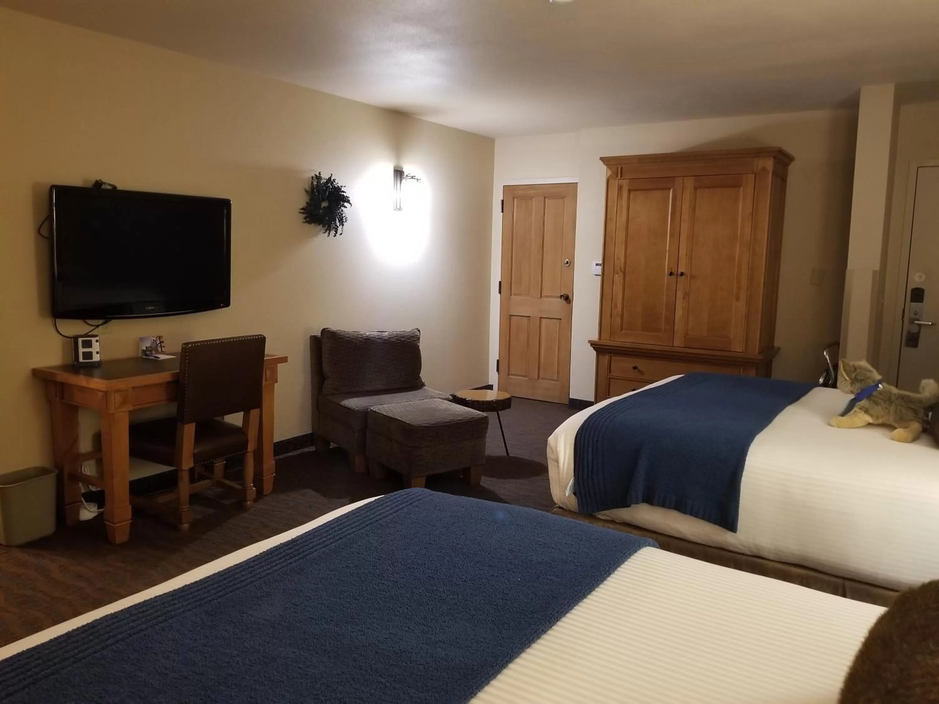 Courtyard Corner Room Two Queen Beds in The Lexington at Jackson Hole