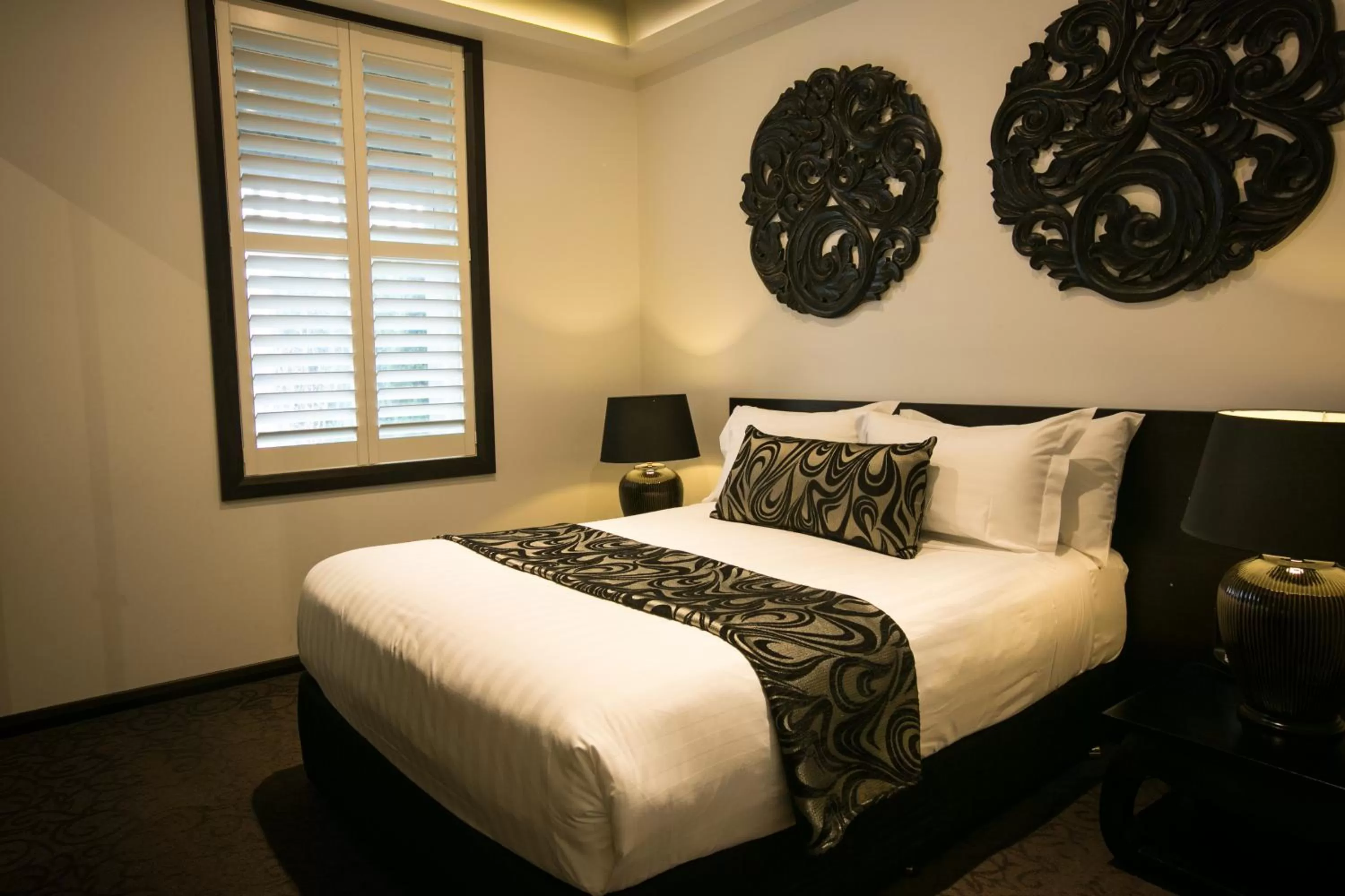 Bedroom, Bed in Gallery Apartments