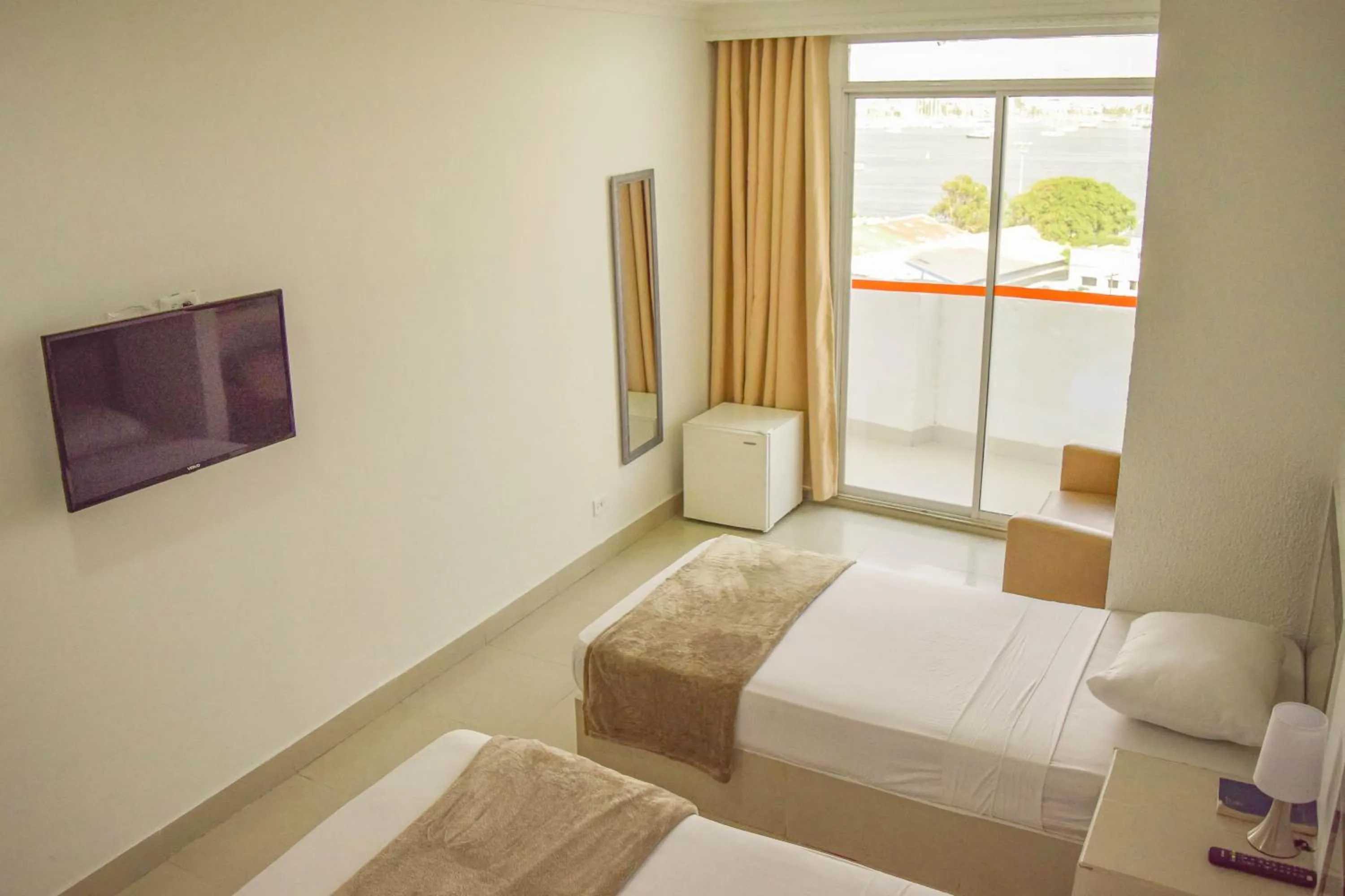 Photo of the whole room, Bed in Hotel Cartagena Premium