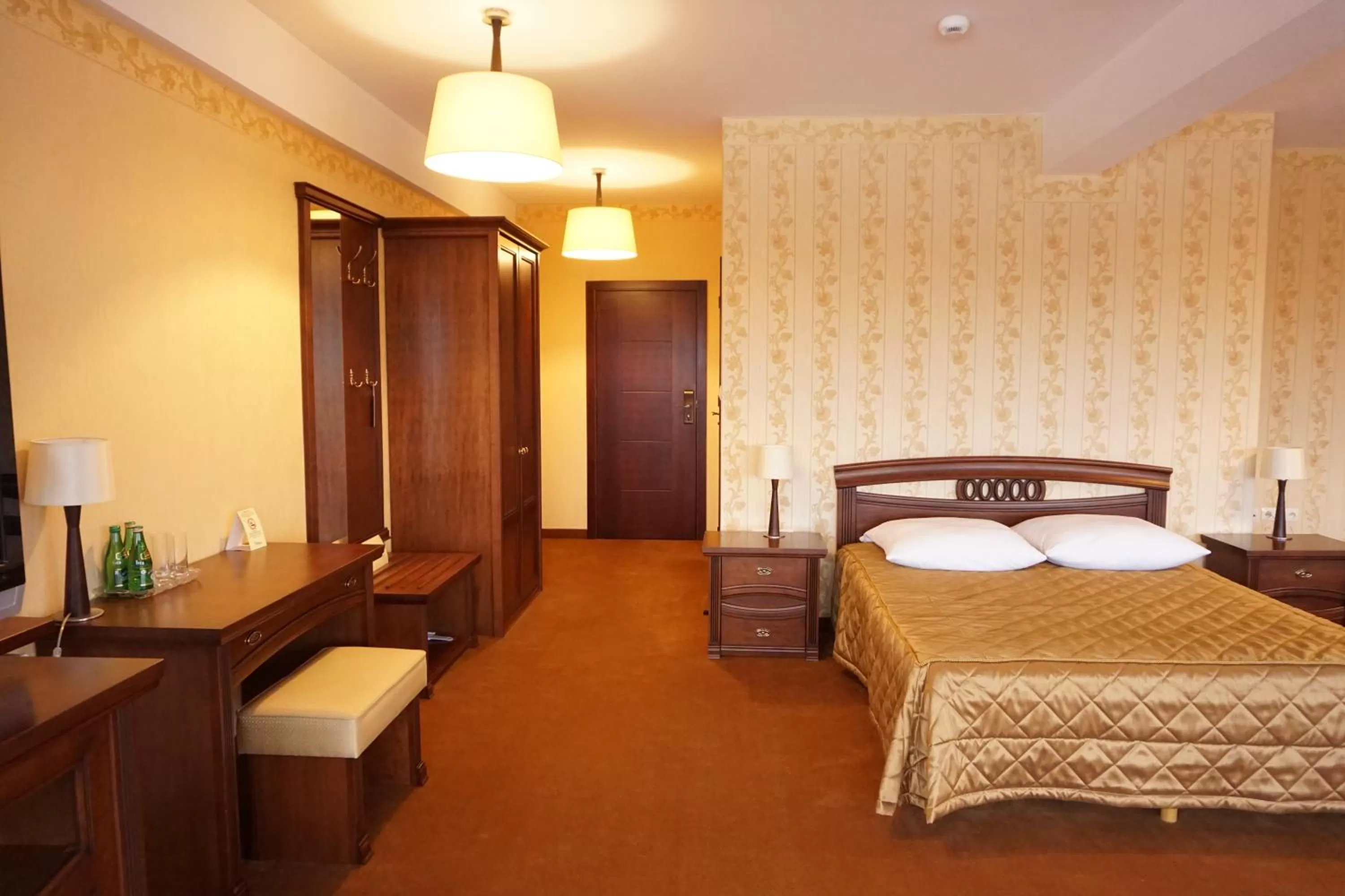 Bed in Hotel Mistral