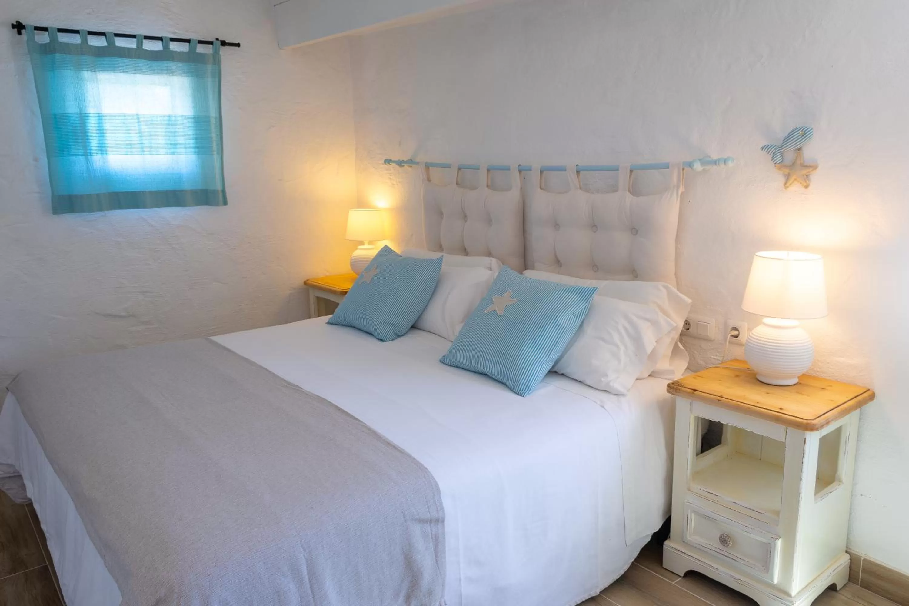 Bed in Agroturismo Binissafullet Vell