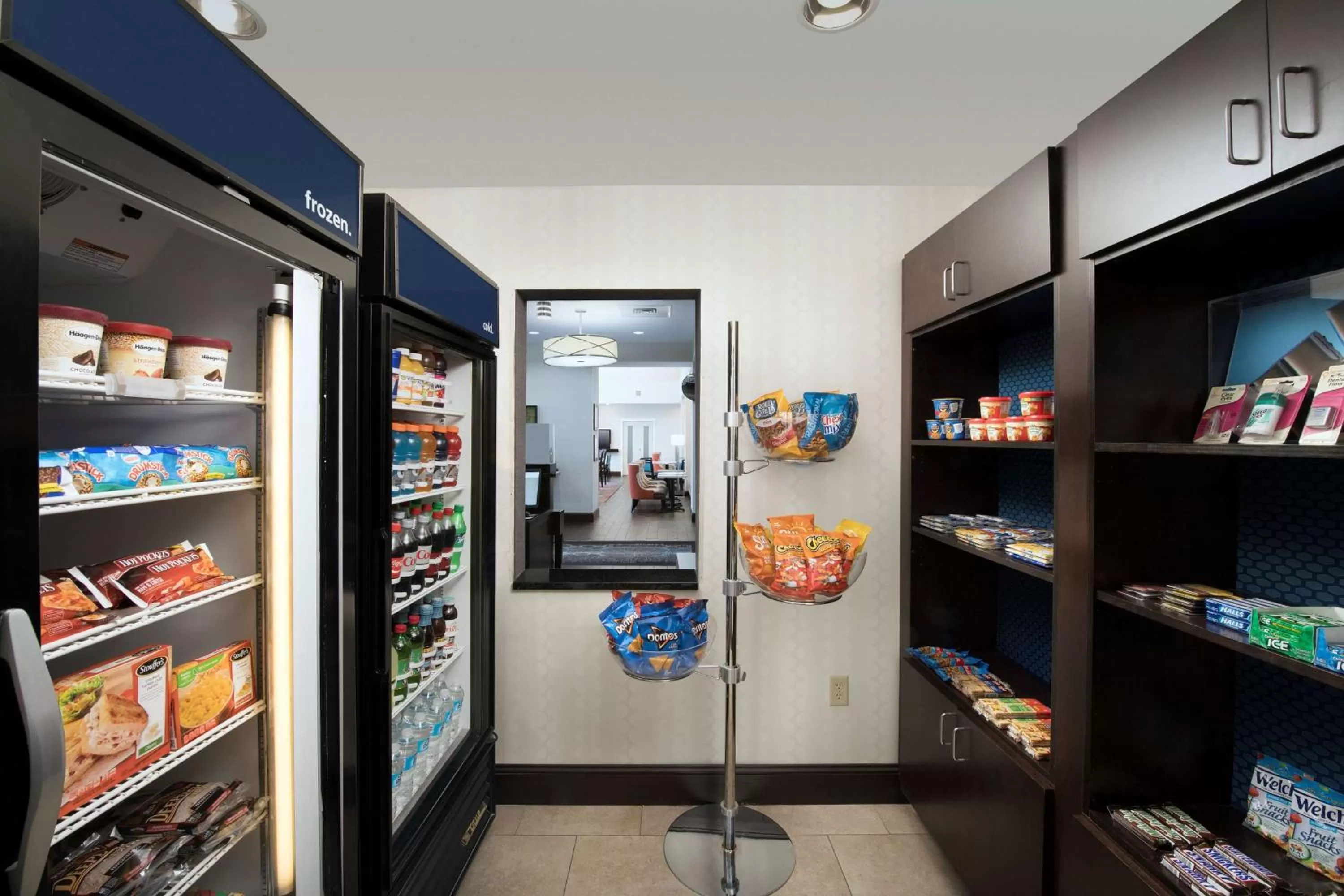 Restaurant/places to eat in Hampton Inn & Suites Athens/Interstate 65