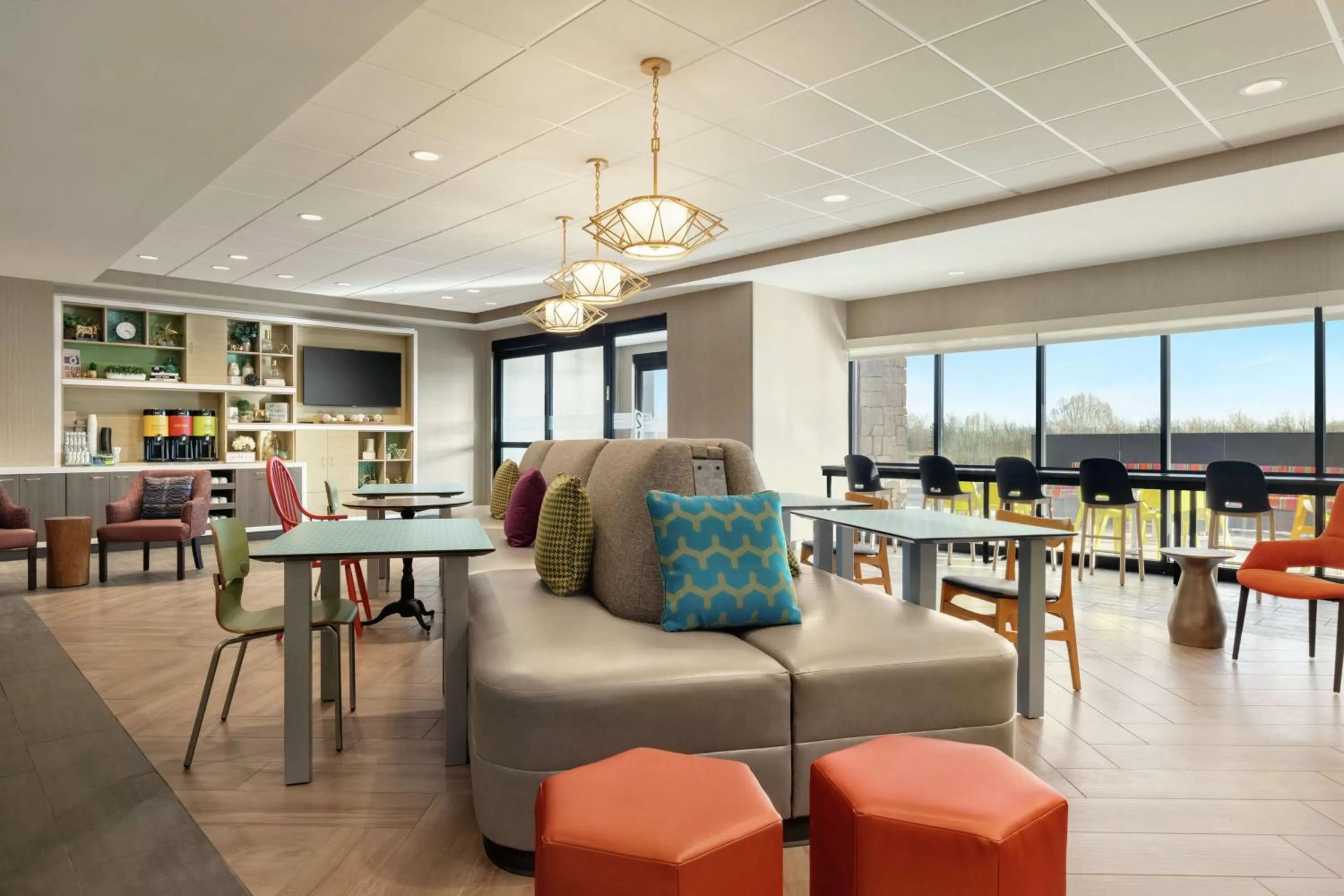 Lobby or reception in Home2 Suites By Hilton Rochester Greece