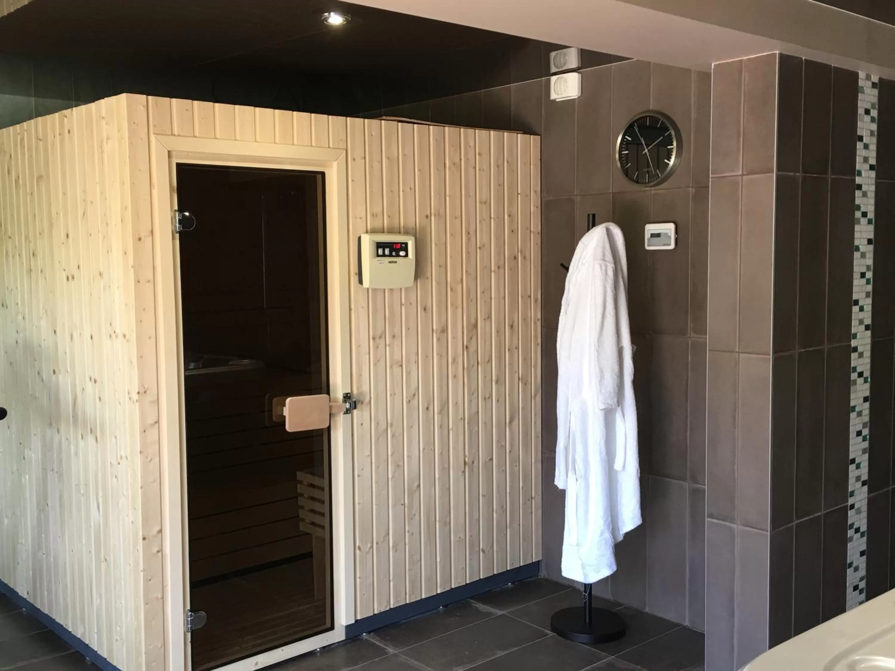 Sauna in Quality Hotel La Marebaudière Vannes Centre
