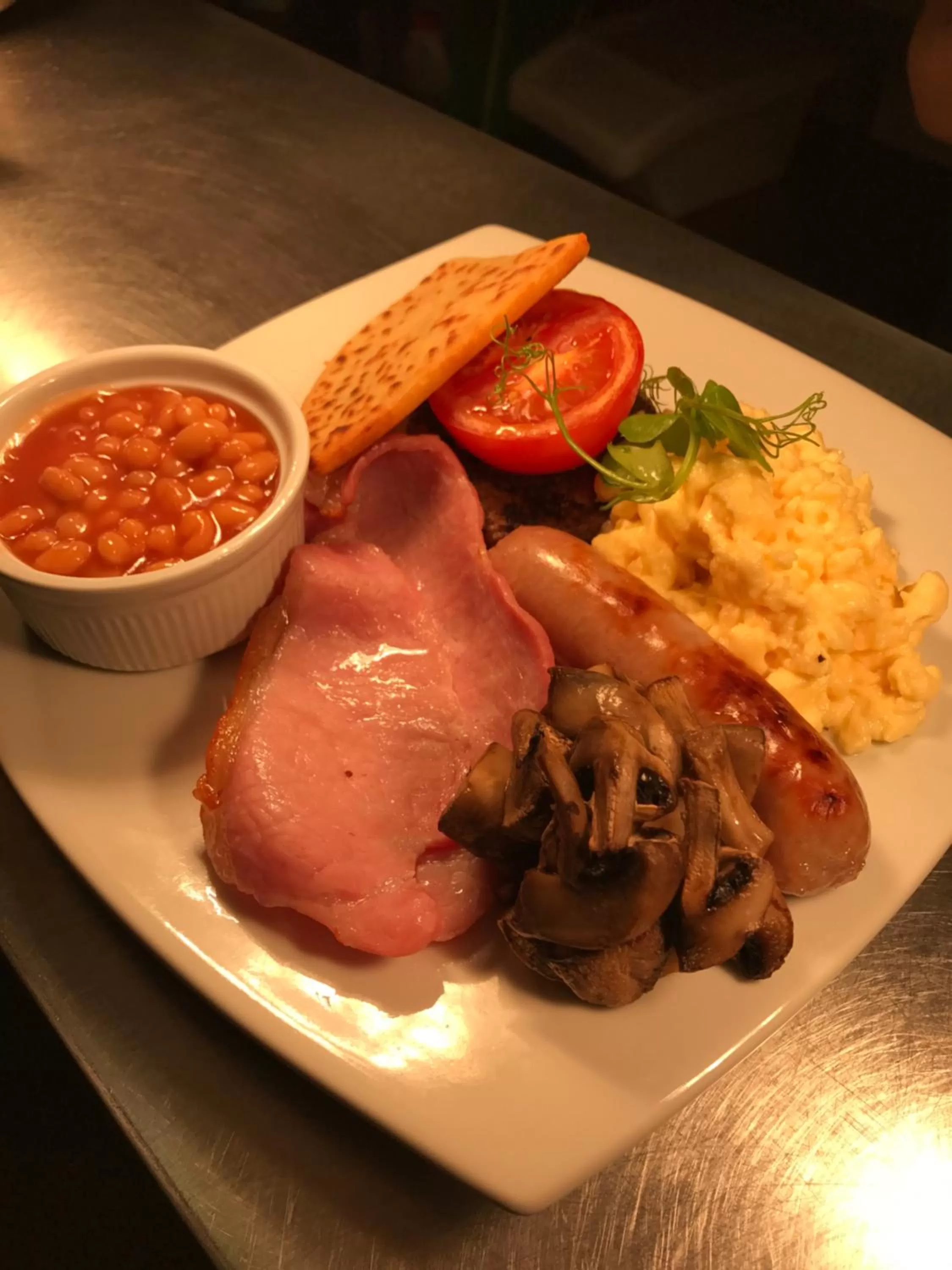 Breakfast in The Crown Hotel