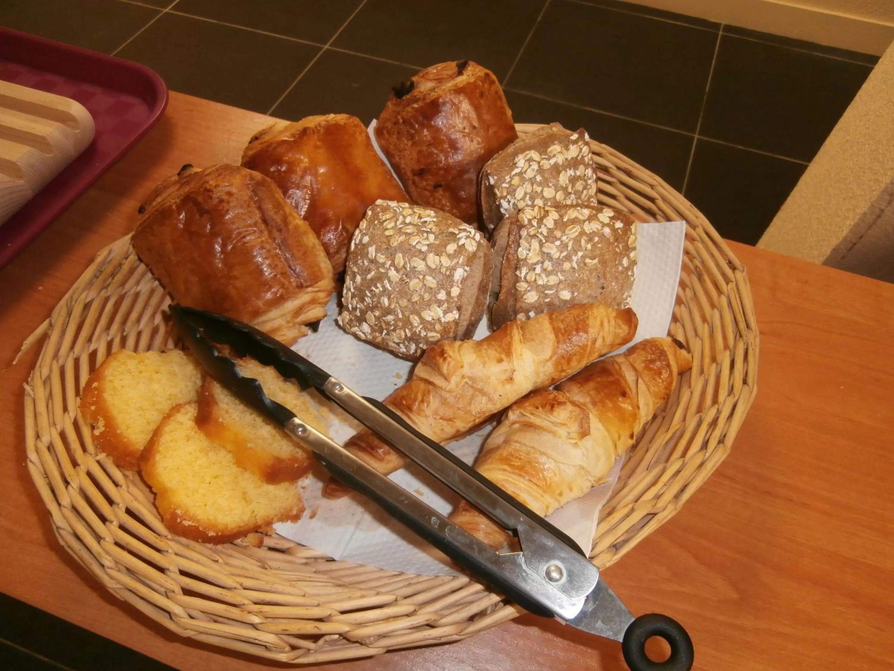 Food in Résidence La Providence ZENAO Lisieux