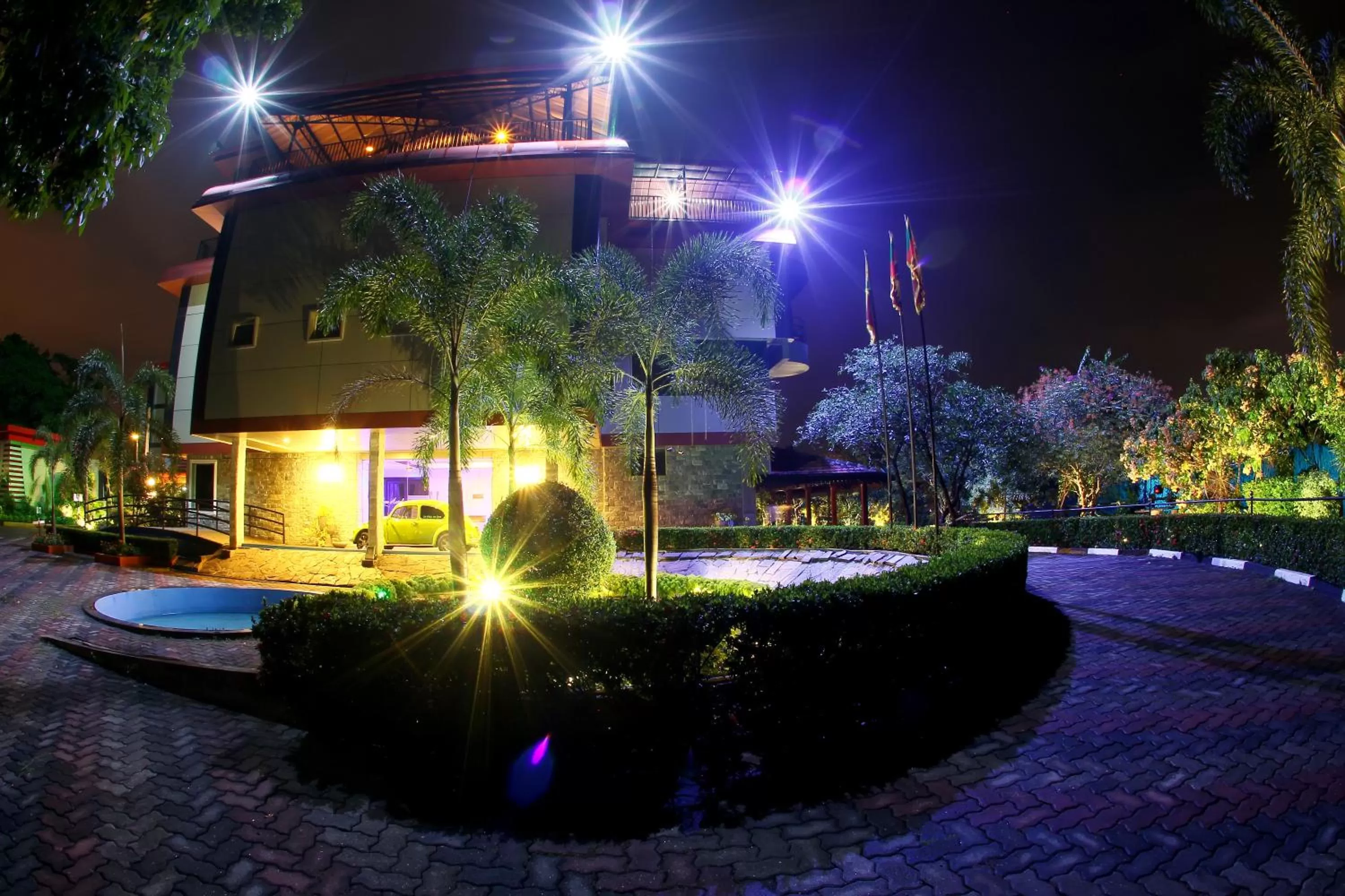 Property Building in Opulent River Face Hotel