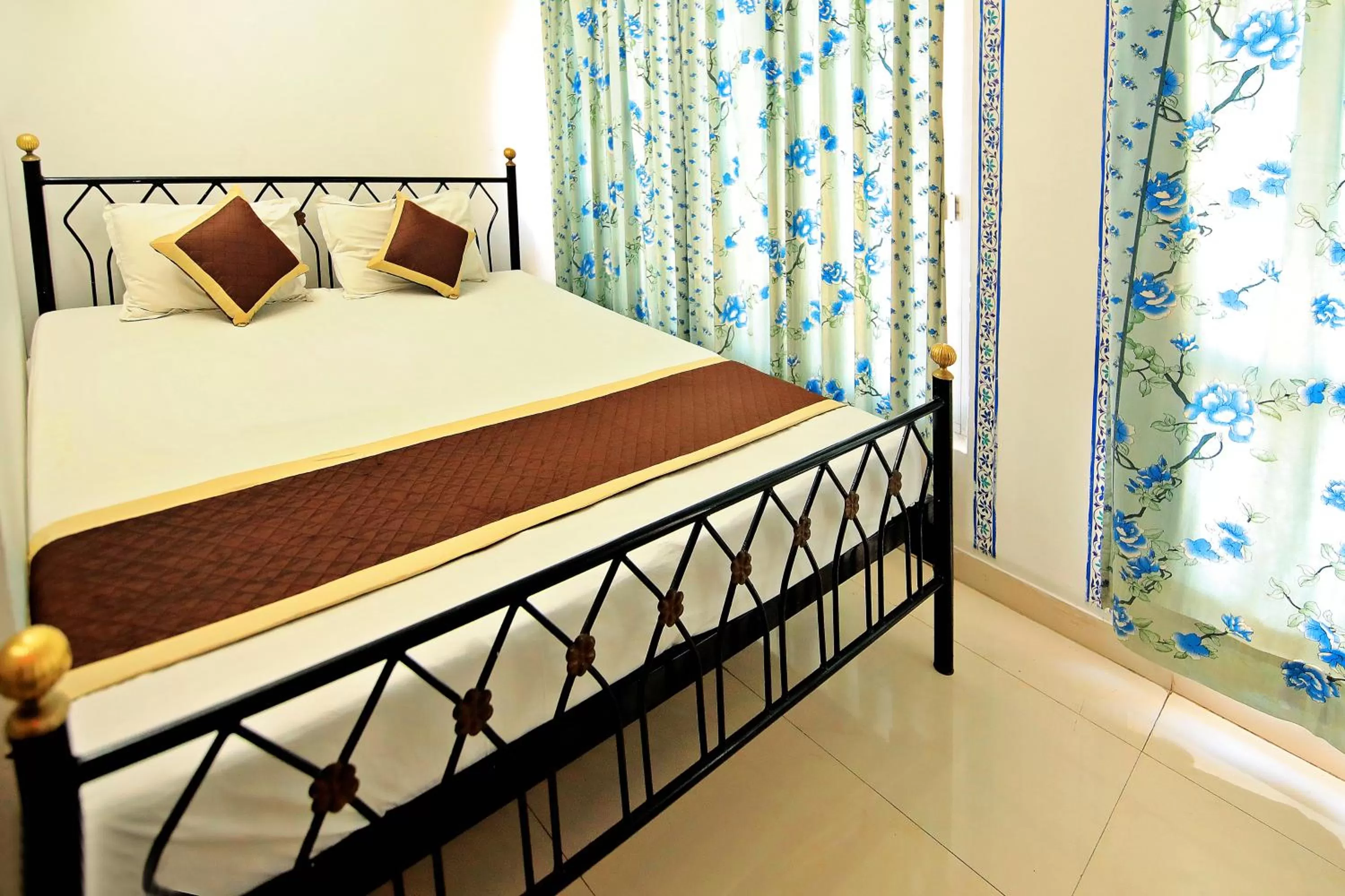 Bed in Hotel Panorama Haveli