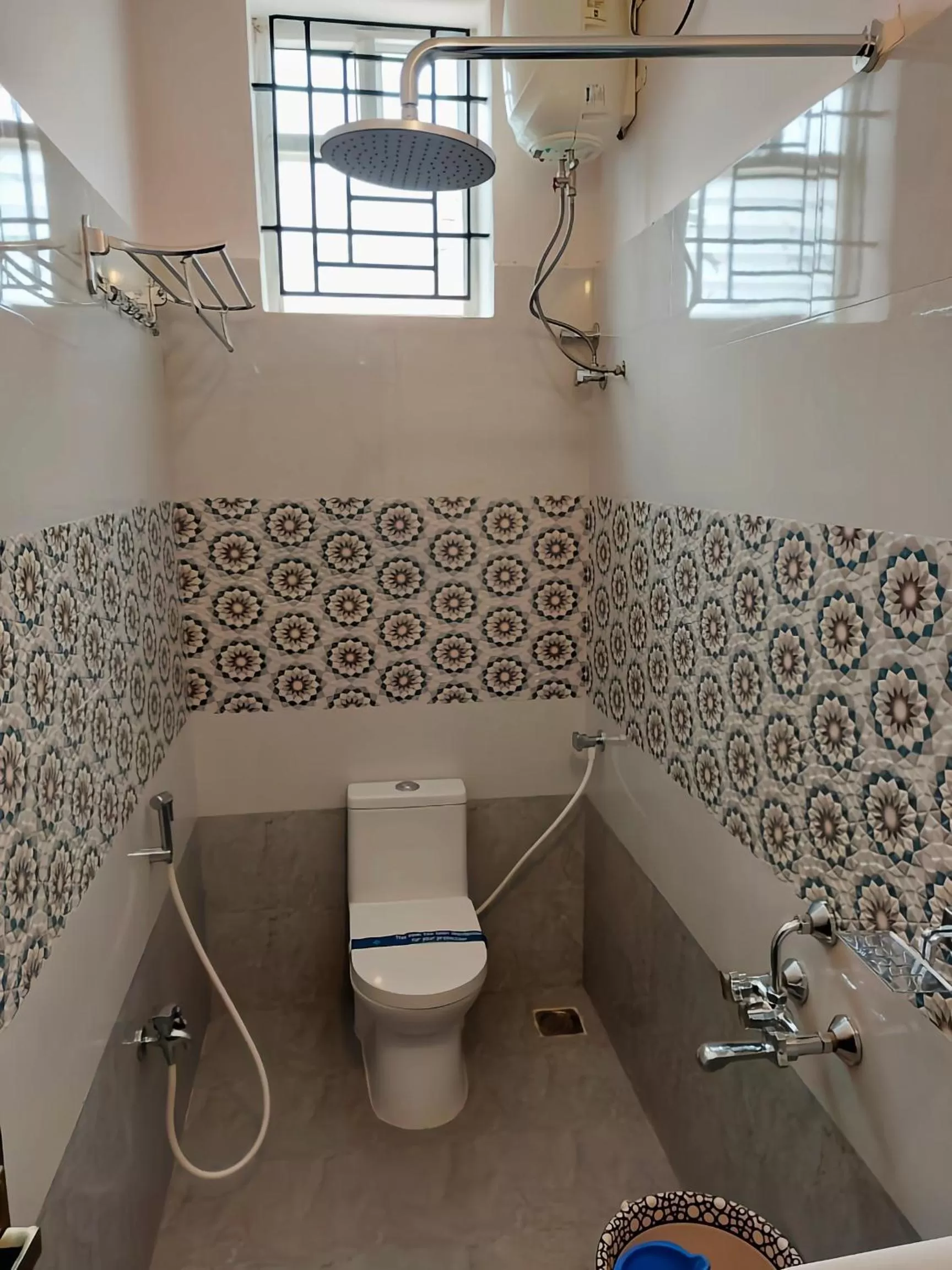 Bathroom in Hotel RK - Temple Stay