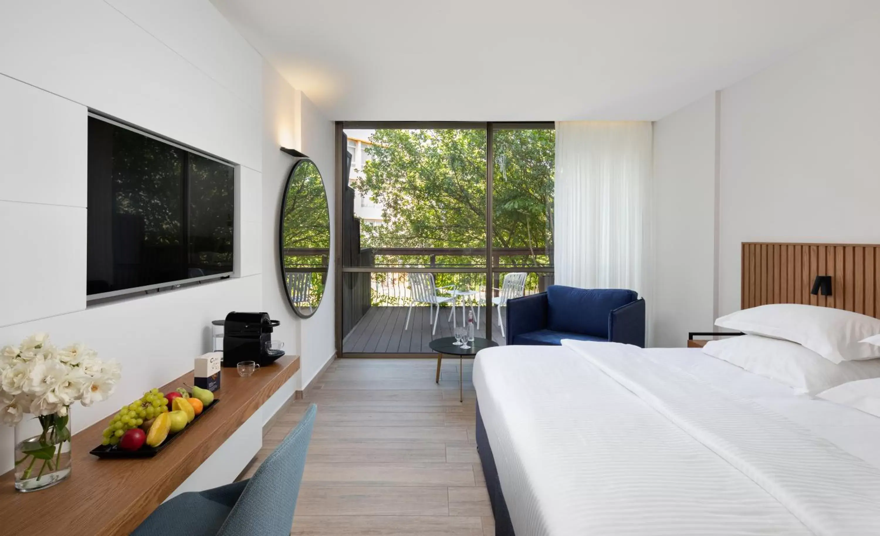 Balcony Twin Room - single occupancy in Hacienda Forest View Hotel Balcony Twin Room - single occupancy in Hacienda Forest View Hotel