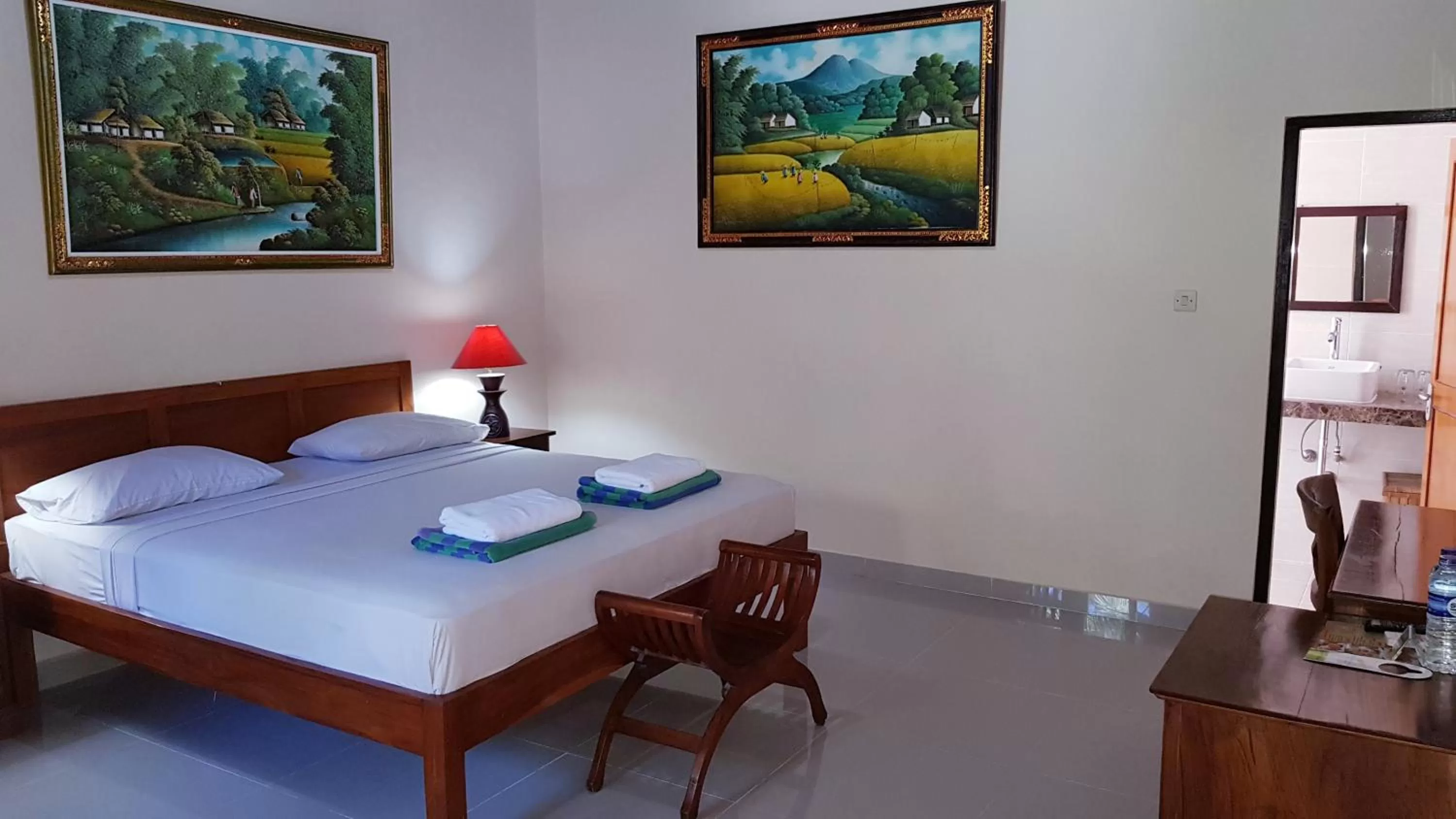 Bedroom, Bed in Kusnadi Hotel