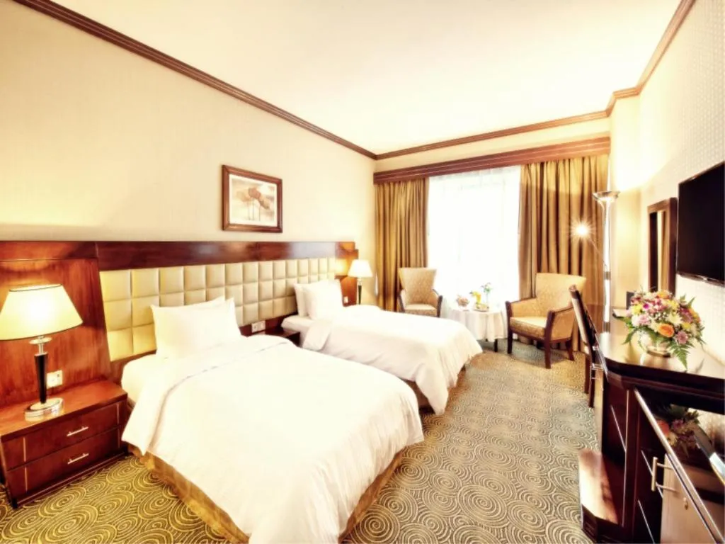 Bed in Grand Central Hotel